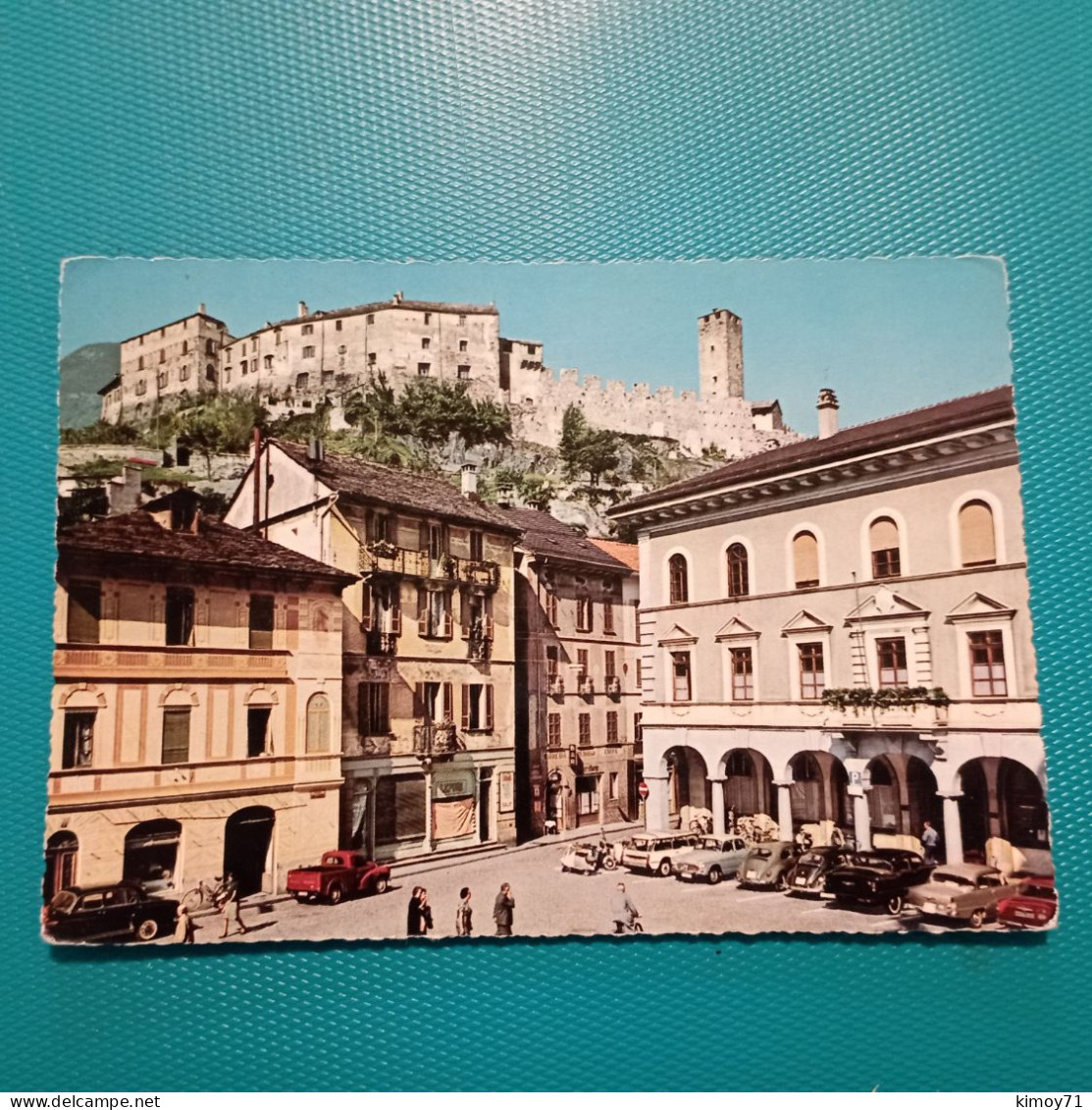 Cartolina Bellinzona - Piazza Collegiata E Castello. Non Viaggiata - Bellinzone