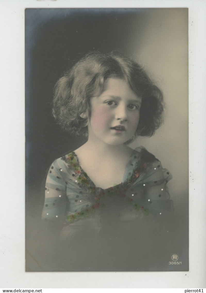 ENFANTS - LITTLE GIRL - MAEDCHEN - Jolie Carte Fantaisie Portrait Fillette - Portretten