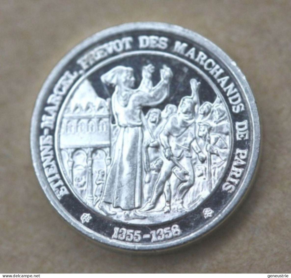 Beau Petit Jeton Argent "Etienne-Marcel Prévot Des Marchands De Paris - French Token - Professionals / Firms