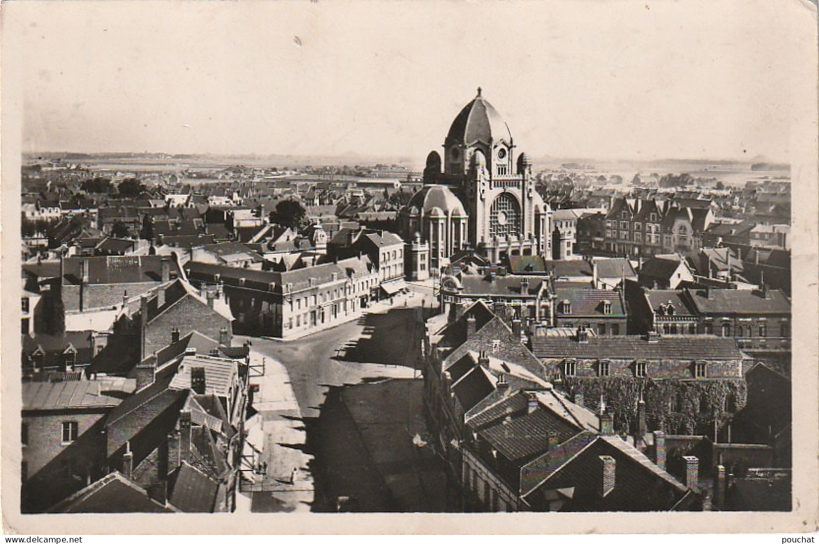 TE 8-(62) HENIN LIETARD - VUE GENERALE VERS L' EGLISE - 2 SCANS - Autres & Non Classés