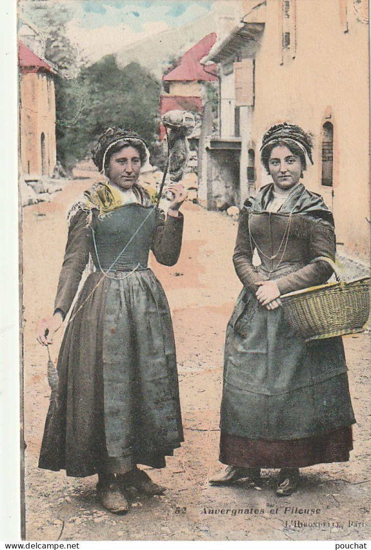 TE 10-(63) AUVERGNATES ET FILEUSES - CARTE COLORISEE ( CHATELGUYON ) - 2 SCANS - People