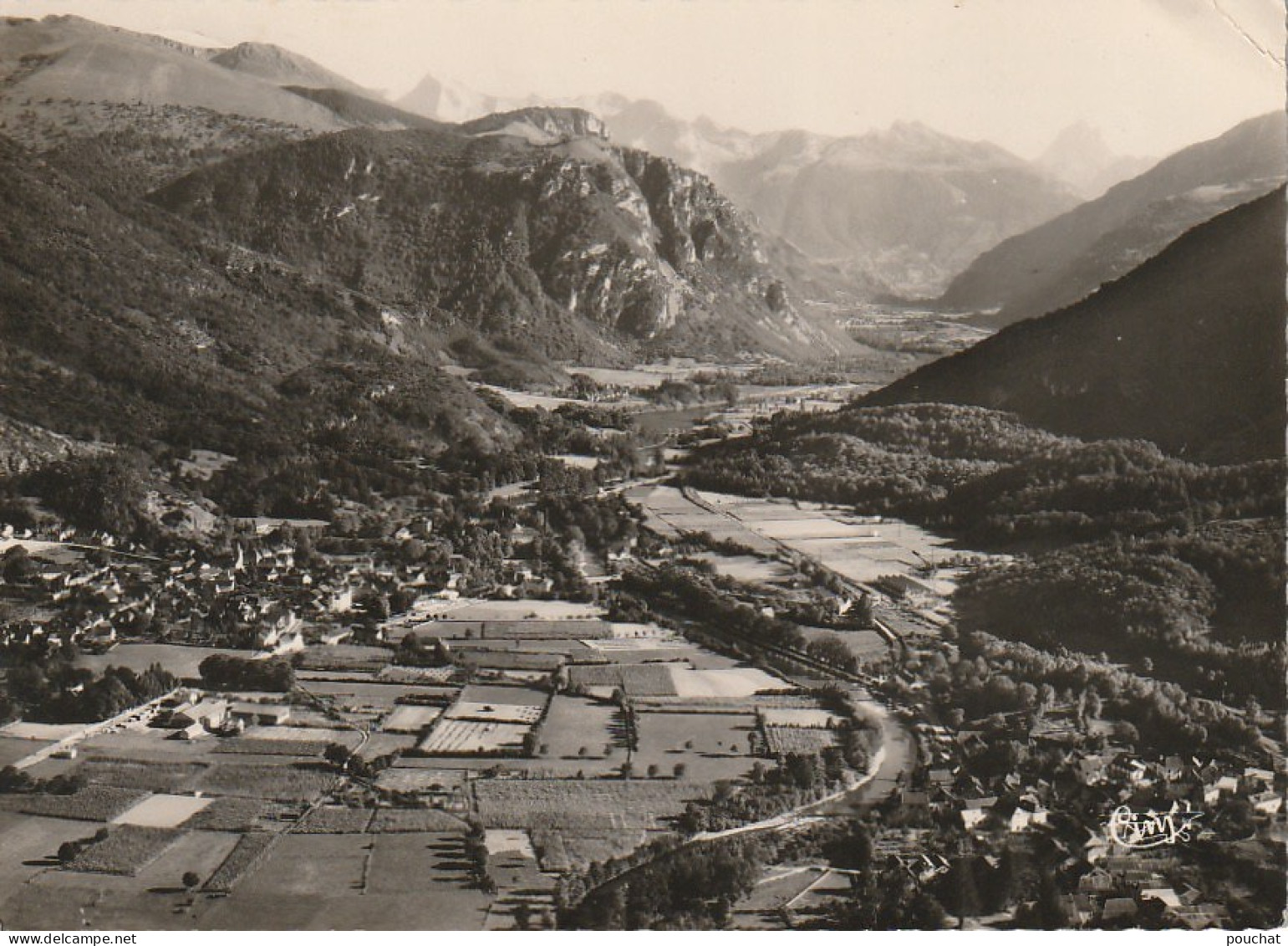 TE 12-(64) LOUVIE JUZON - VUE AERIENNE - IZESTE ET LA VALLEE - 2 SCANS - Other & Unclassified