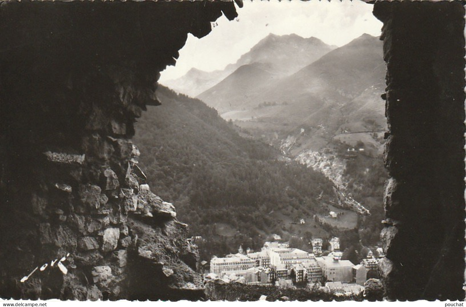 TE 14 -(65) CAUTERETS - VUE GENERALE DEPUIS LES BAINS ROMAINS - 2 SCANS - Cauterets