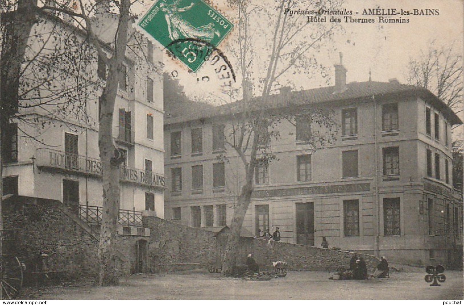 TE 16-(66) AMELIE LES BAINS - HOTEL DES THERMES ROMAINS - ANIMATION - MARCHANDES - 2 SCANS - Autres & Non Classés