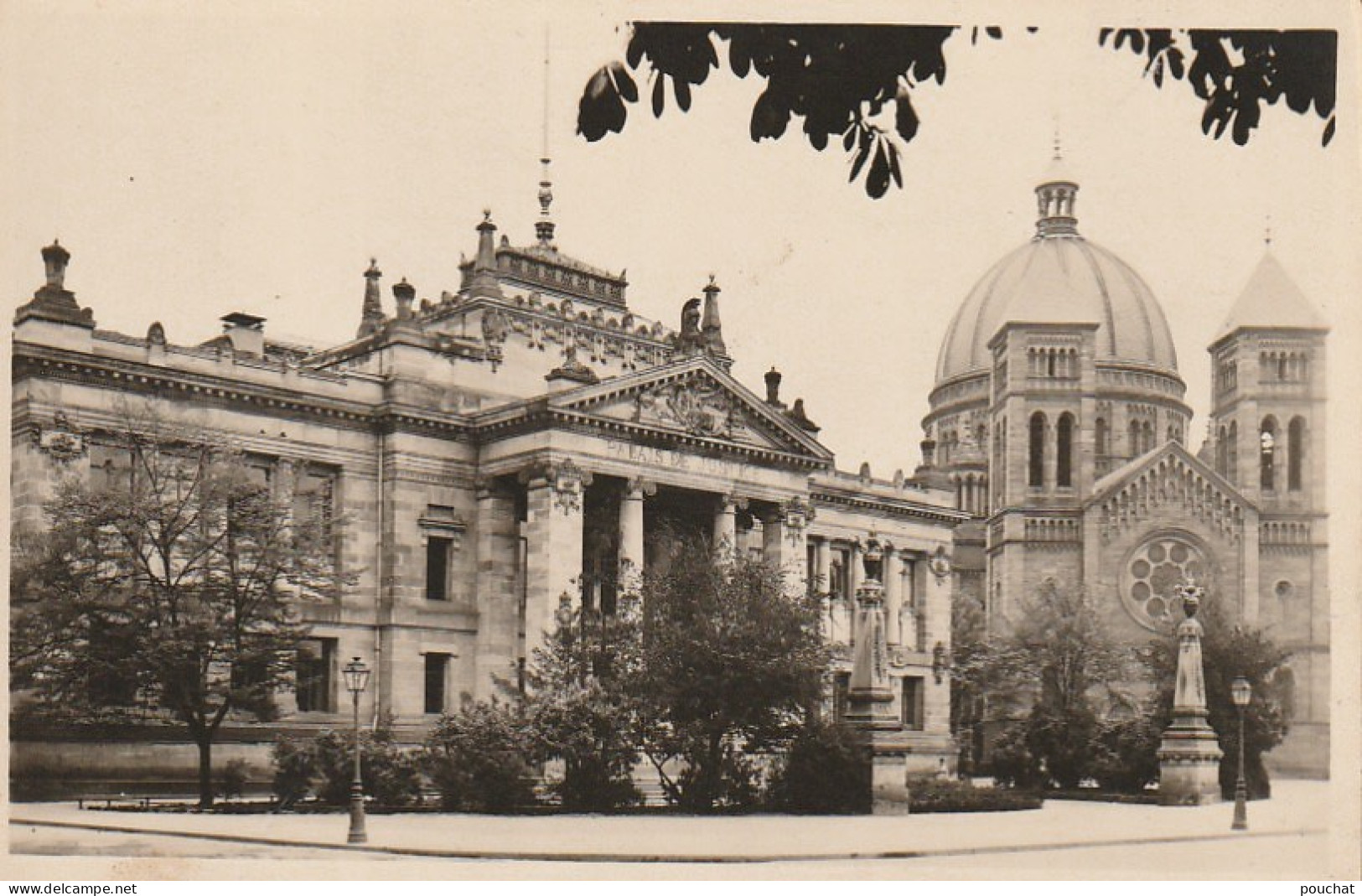 TE 20-(67) STRASBOURG - PALAIS DE JUSTICE ET EGLISE SAINT PIERRE LE JEUNE - 2 SCANS - Strasbourg