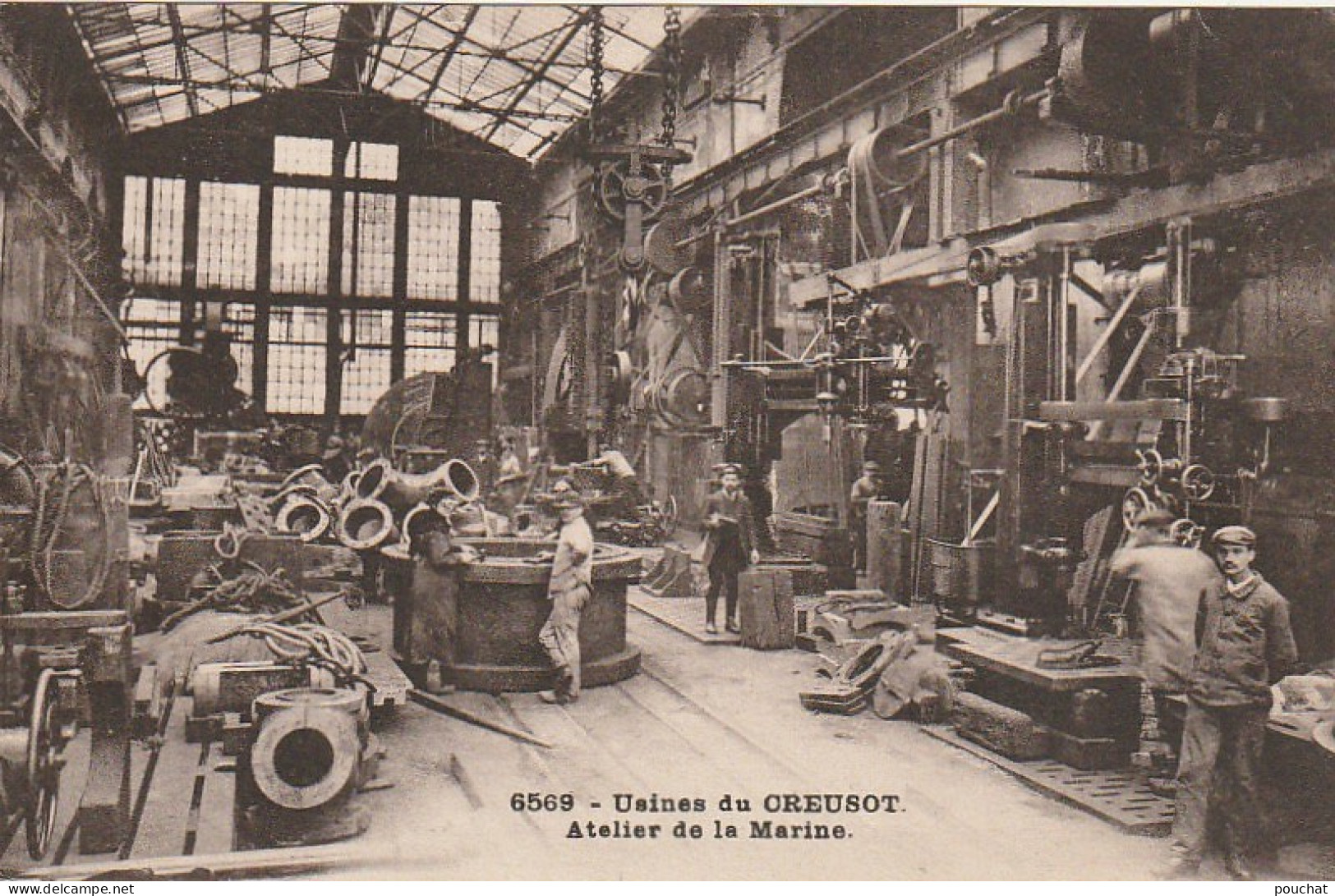 TE 23-(71) USINES DU  CREUSOT - ATELIER DE LA MARINE - ANIMATION - 2 SCANS - Le Creusot