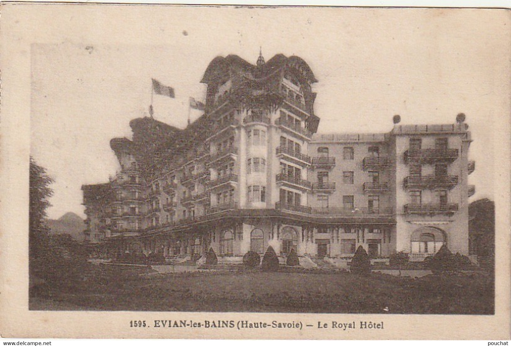 TE 26-(74) EVIAN LES BAINS - LE ROYAL HOTEL  - 2 SCANS - Evian-les-Bains