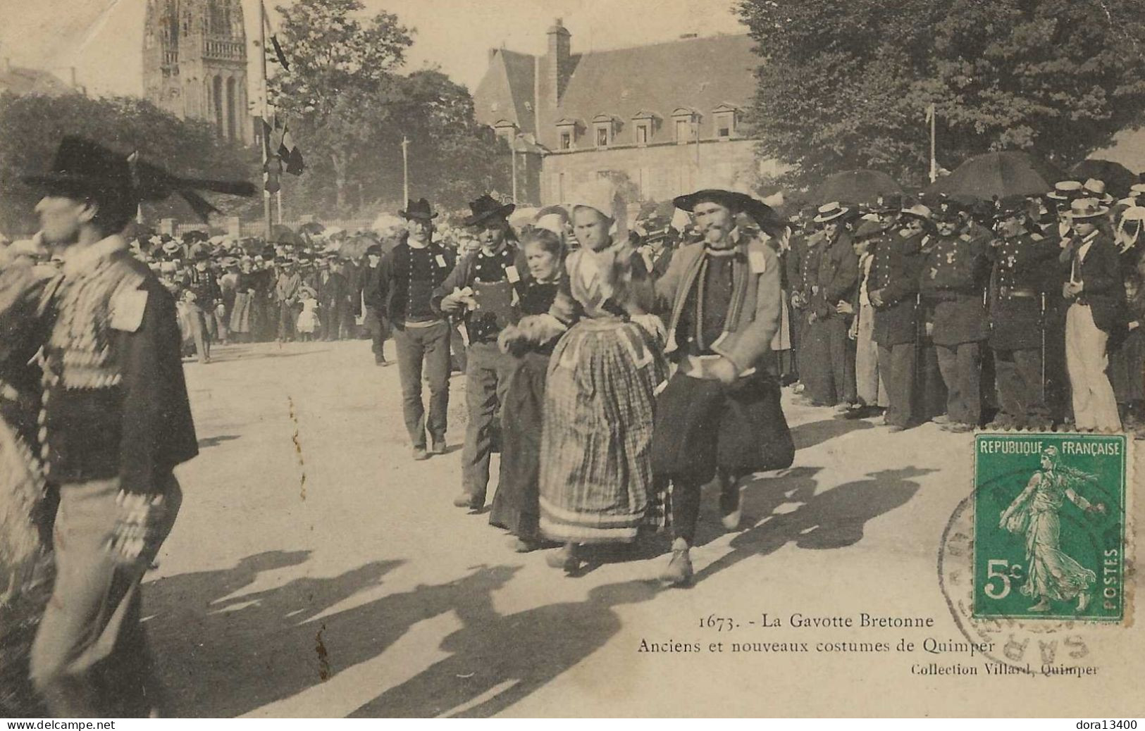 CPA29- QUIMPER- Anciens Et Nouveaux Costumes De Quimper- La Gavotte Bretonne - Quimper