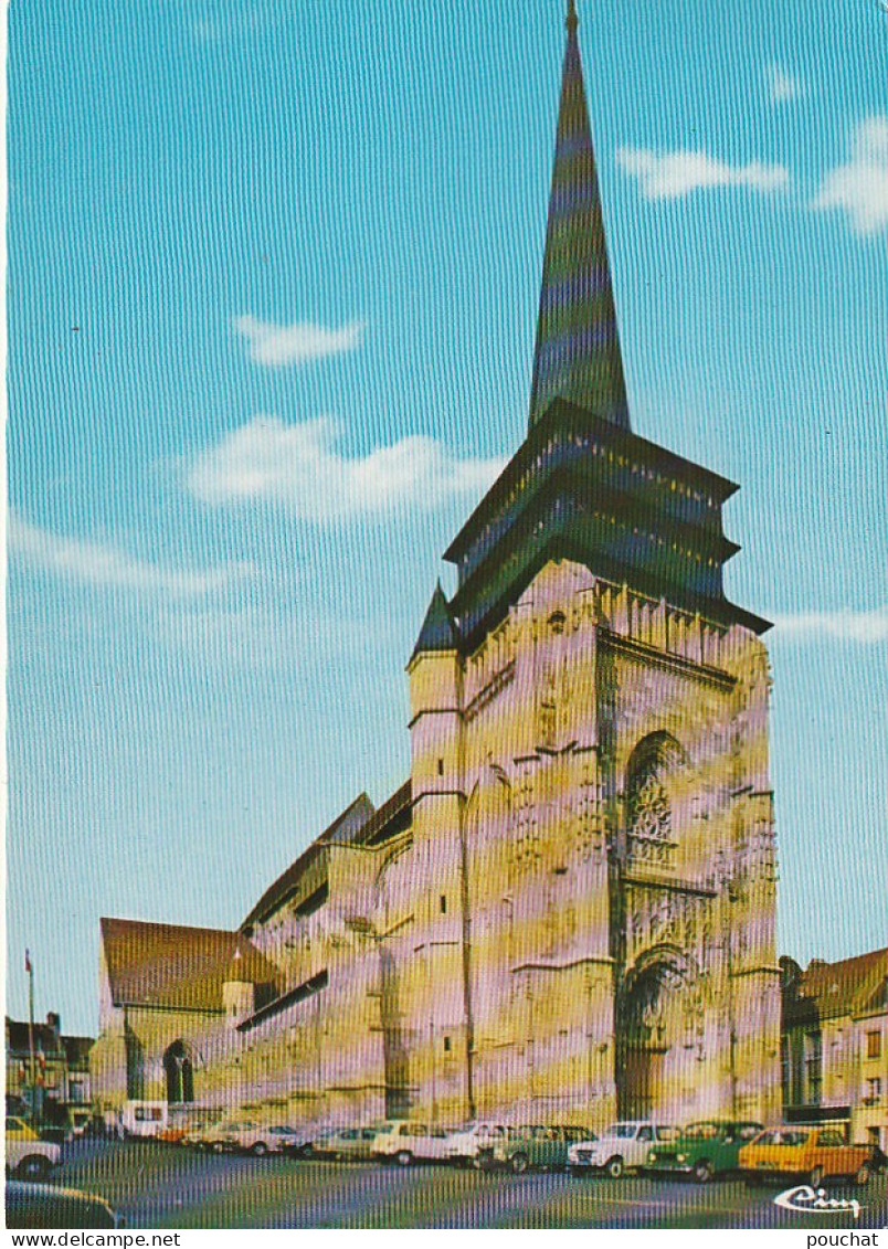 UR 7-(76) NEUFCHATEL EN BRAY - EGLISE NOTRE DAME - CARTE COULEURS - 2 SCANS - Neufchâtel En Bray