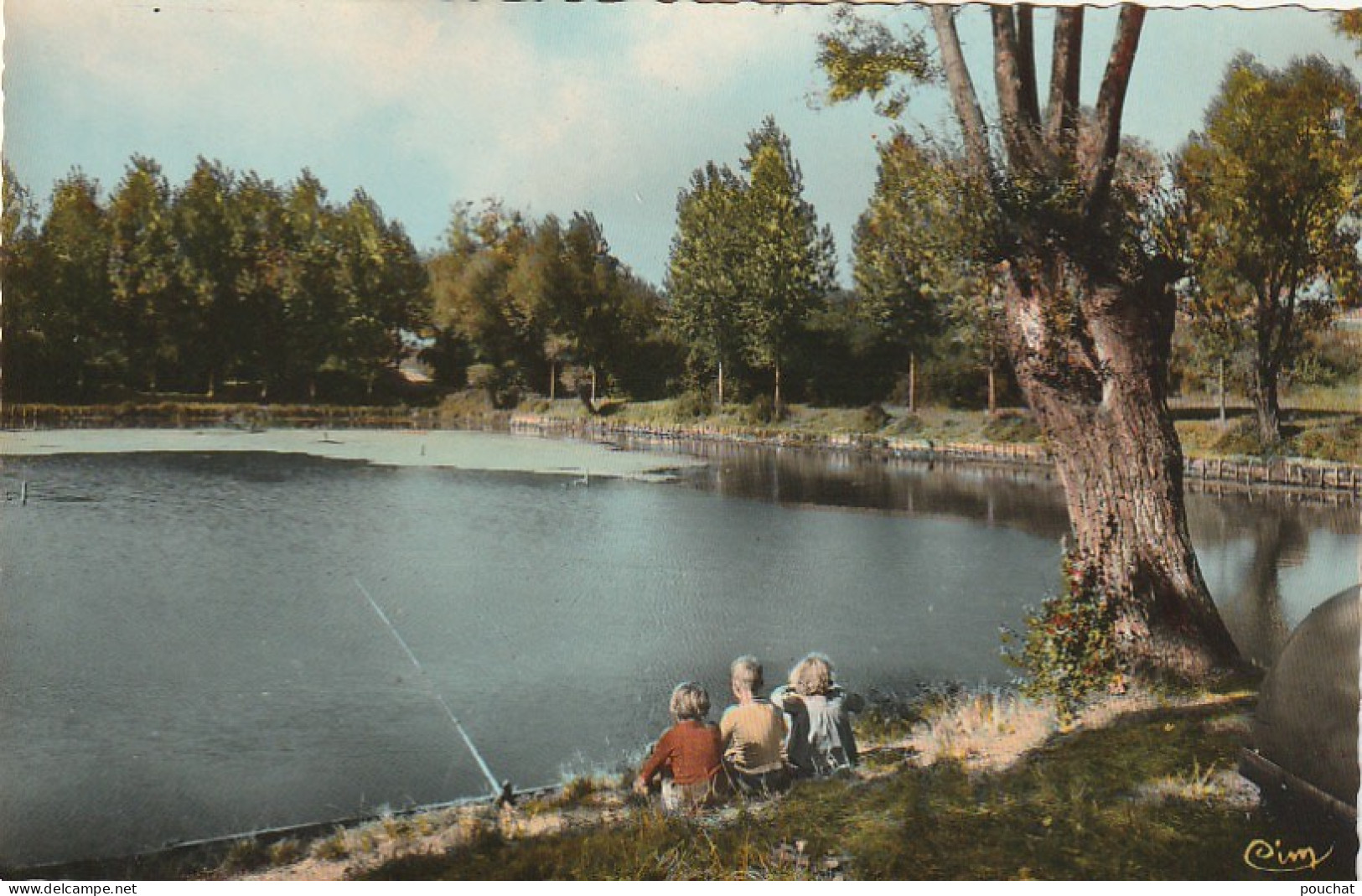 UR 8-(77) VILLEPARISIS - L' ETANG  - ENFANTS SUR LA BERGE - PARTIE DE PECHE - CARTE COULEURS - 2 SCANS - Villeparisis