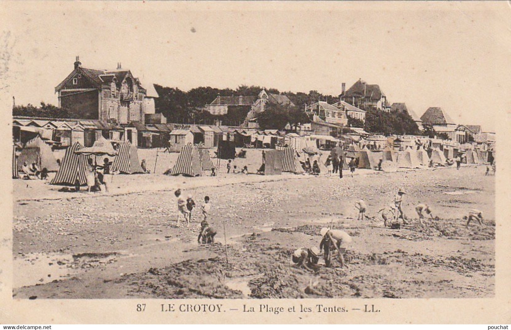 UR 11-(80)LE CROTOY - LA PLAGE ET LES TENTES  - JEUX D' ENFANTS SUR LE SABLE - 2 SCANS - Le Crotoy