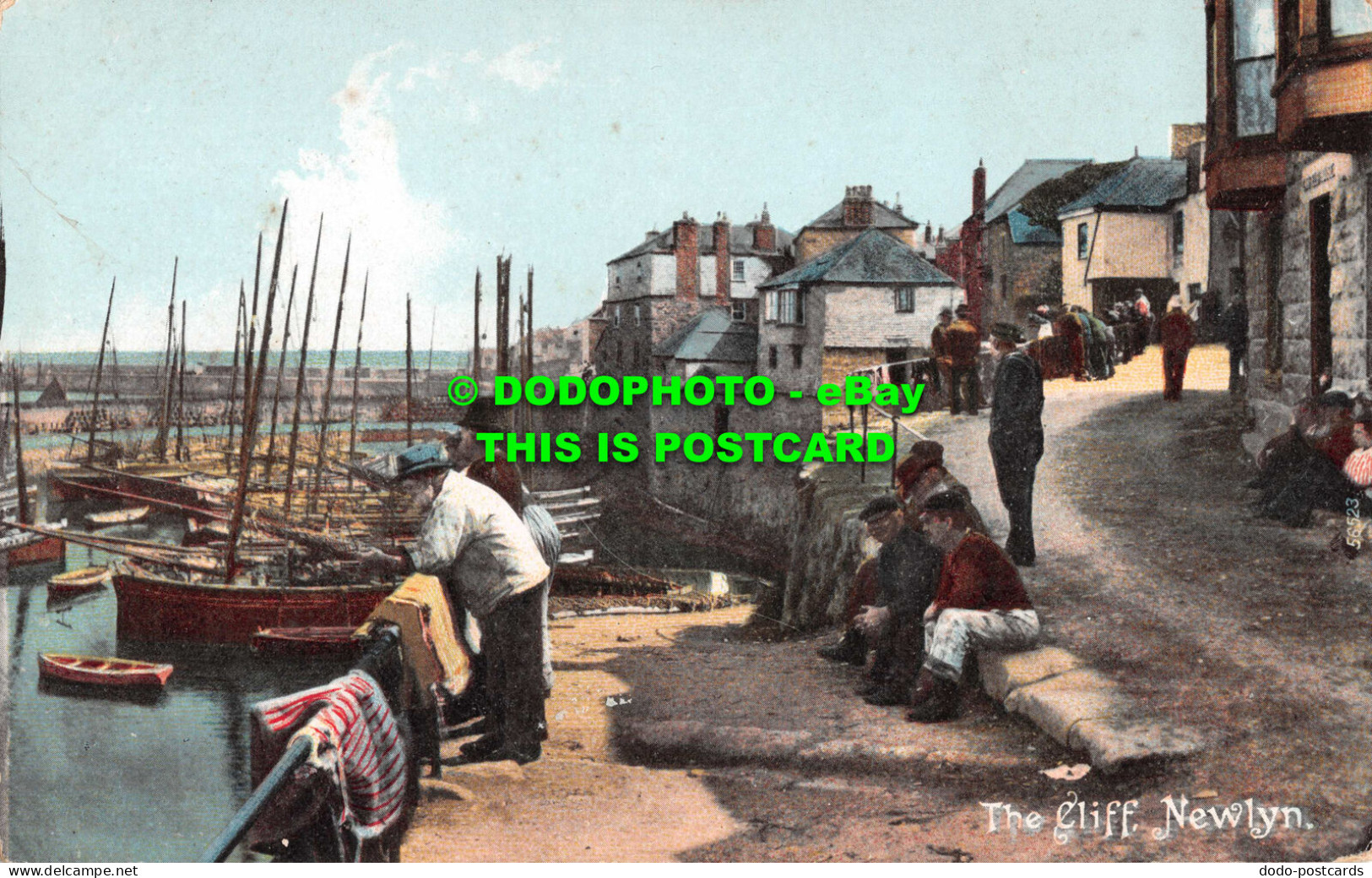 R551228 Newlyn. The Cliff. F. Frith. Postcard - Welt