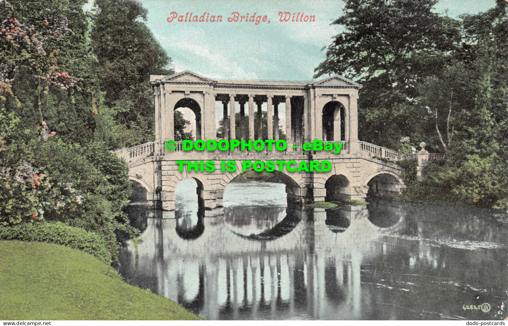 R551278 Wilton. Palladian Bridge. Valentine Series - Welt