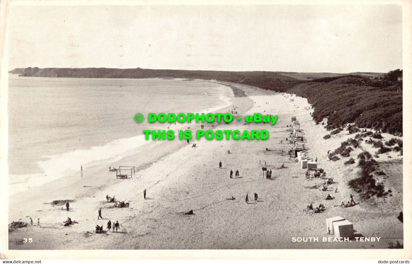 R551334 Tenby. South Beach. Postcard - Welt