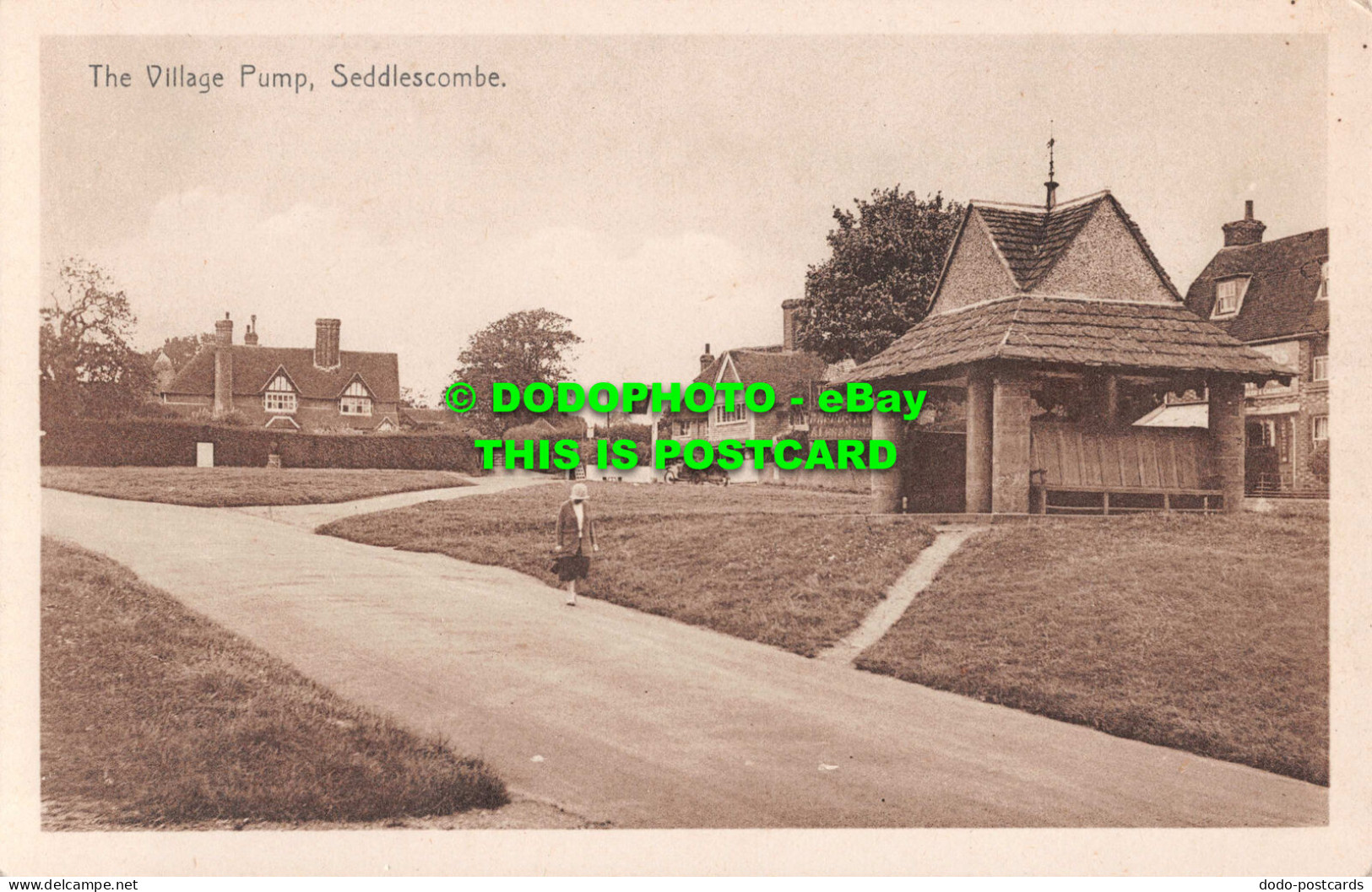 R551404 Seddlescombe. The Village Pump. Postcard - Welt