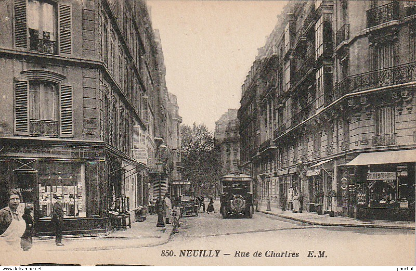 VE 17-(92) NEUILLY - RUE DE CHARTRES  - ANIMATION  - 2 SCANS - Neuilly Sur Seine