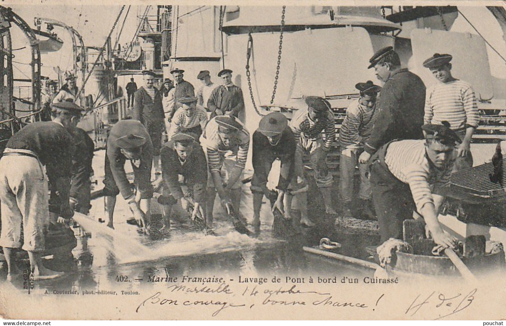 VE 23- MARINE FRANCAISE - LAVAGE DU PONT A BORD D' UN CUIRASSE - PHOT . EDIT . COUTURIER , TOULON - 2 SCANS - Material