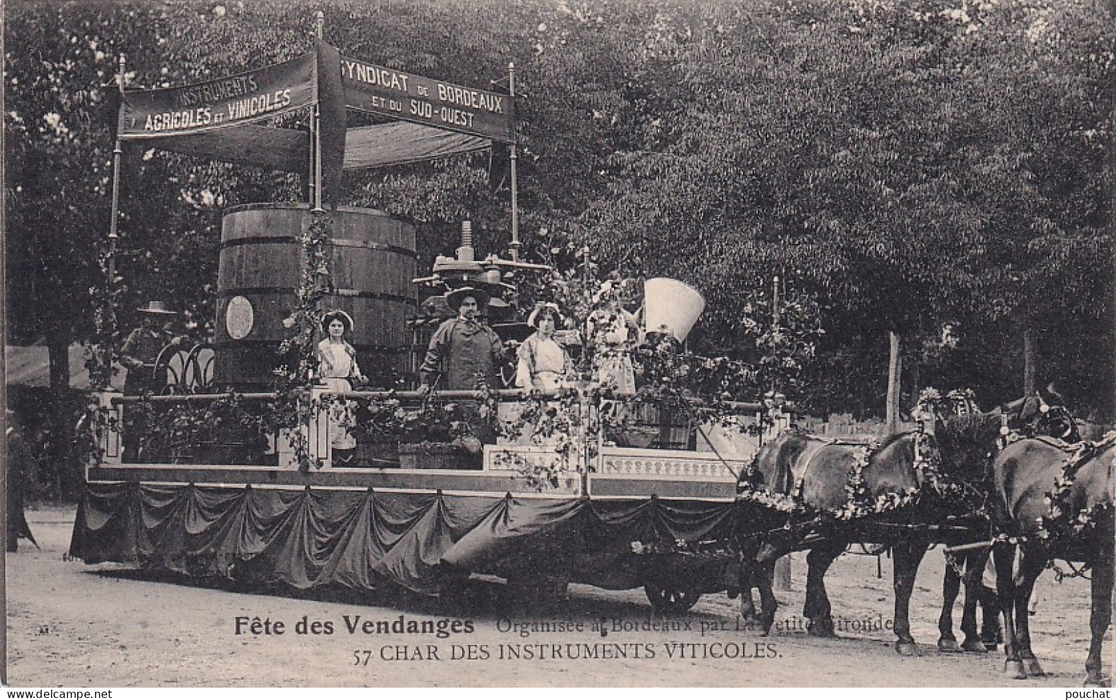 TE Nw28-(33) BORDEAUX - FETE DES VENDANGES ORGANISEE PAR  " LA PETITE GIRONDE " - CHAR DES INSTRUMENTS VITICOLES - Bordeaux