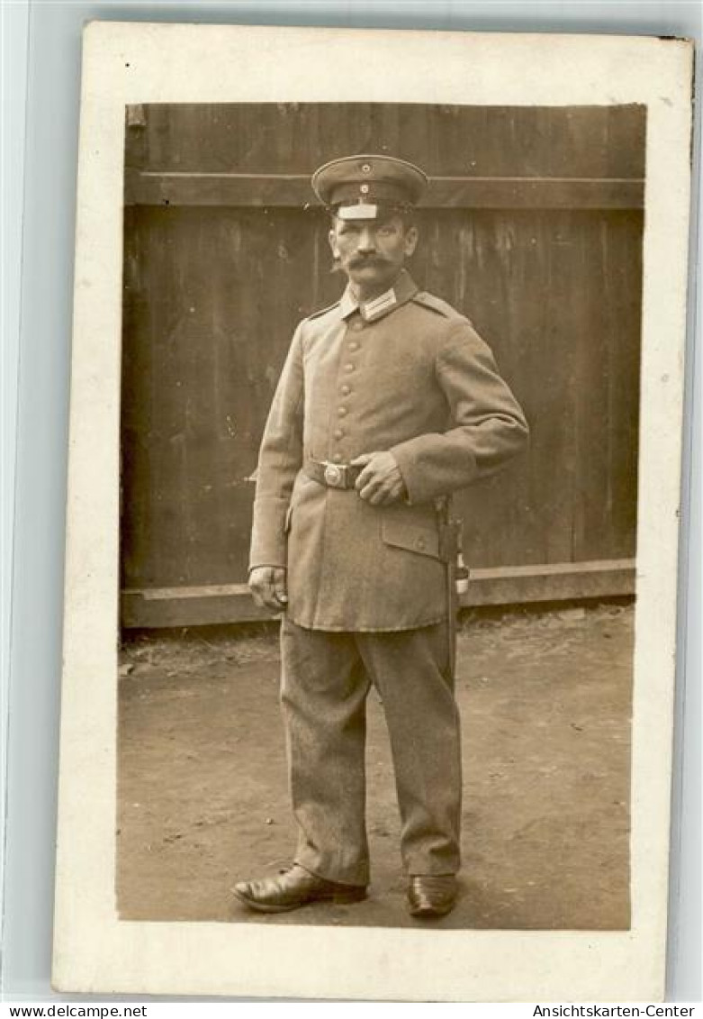 39803306 - Aelterer Landser Mit Schnurrbart In Uniform Mit Schirmmuetze Und Portepee - War 1914-18