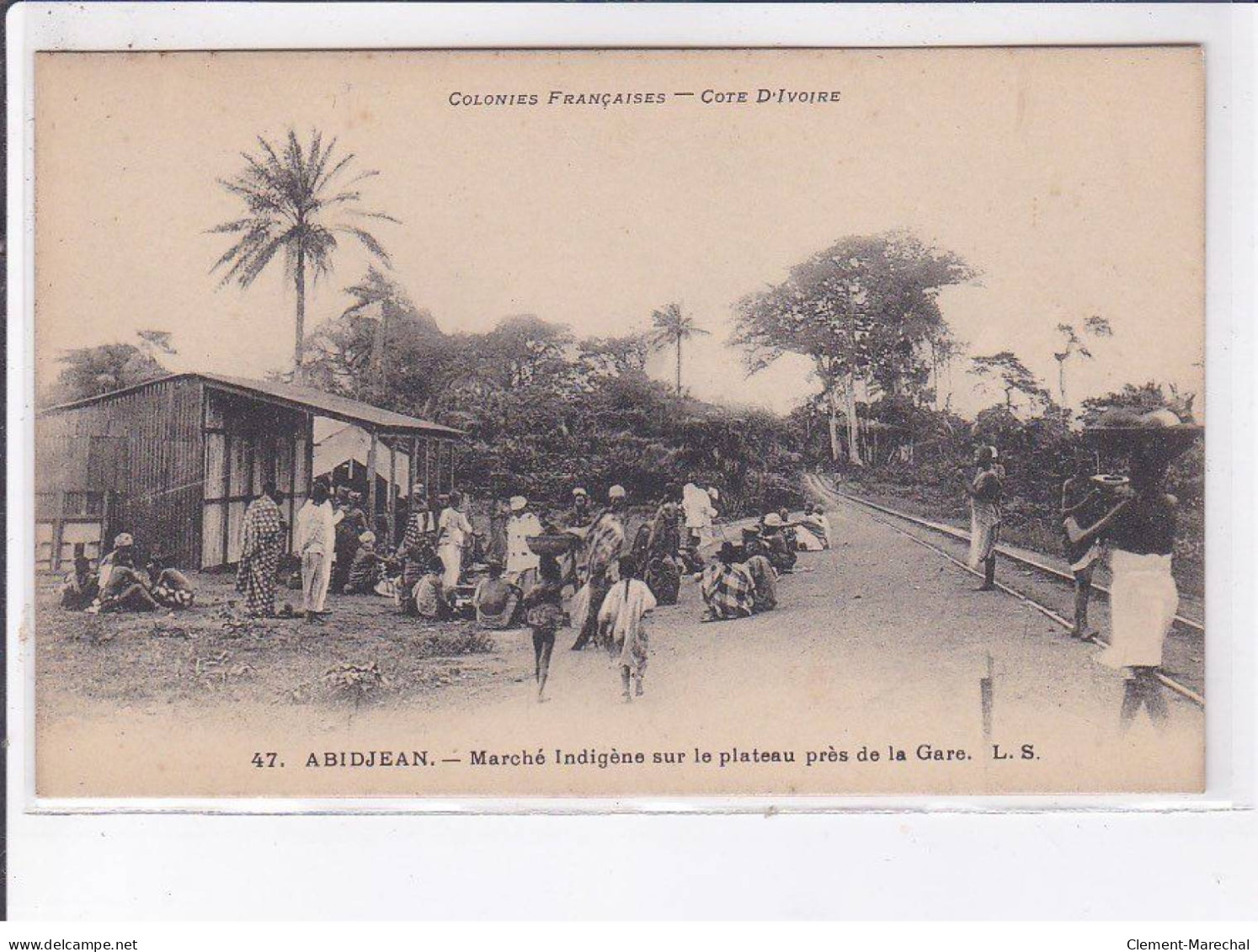 CÔTE D'IVOIRE: ABIDJEAN: Marché Indigène Sur Le Plateau Près De La Gare - Très Bon état - Côte-d'Ivoire