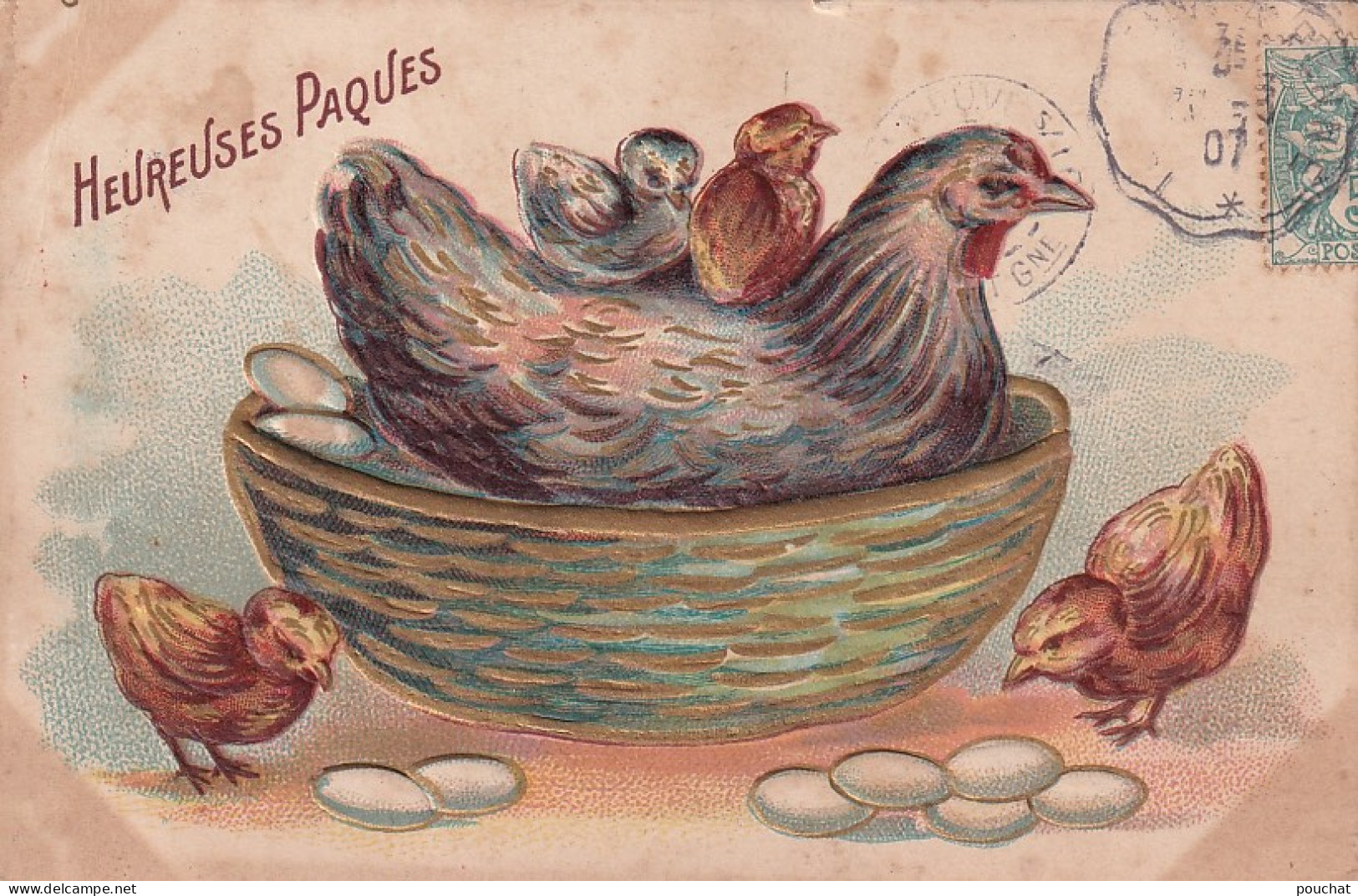 UR Nw41- " HEUREUSES PAQUES " - POULE AVEC POUSSINS , OEUFS - DORURE - CARTE GAUFREE  - Ostern