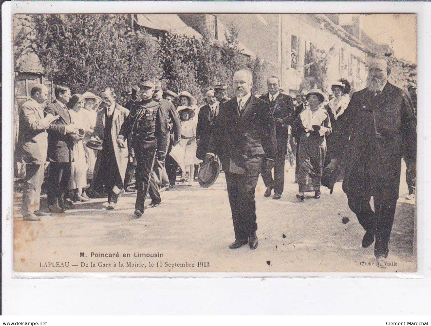 LAPLEAU: De La Gare à La Mairie, Le 11 Septembre 1913 - état - Andere & Zonder Classificatie