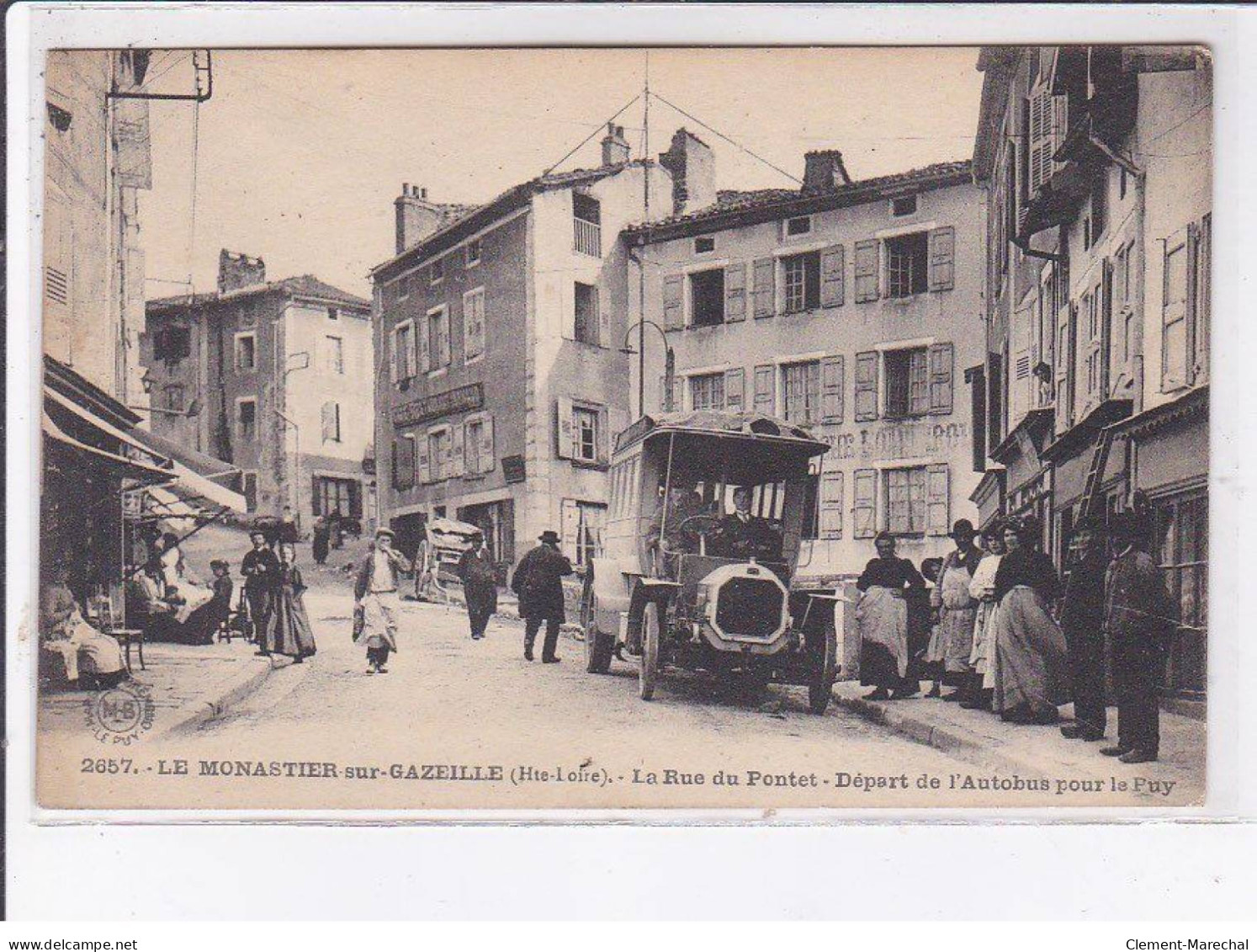 LE MONASTIER-sur-GAZEILLE: La Rue Du Pontet, Départ De L'autonbus Pour Le Puy - Très Bon état - Autres & Non Classés