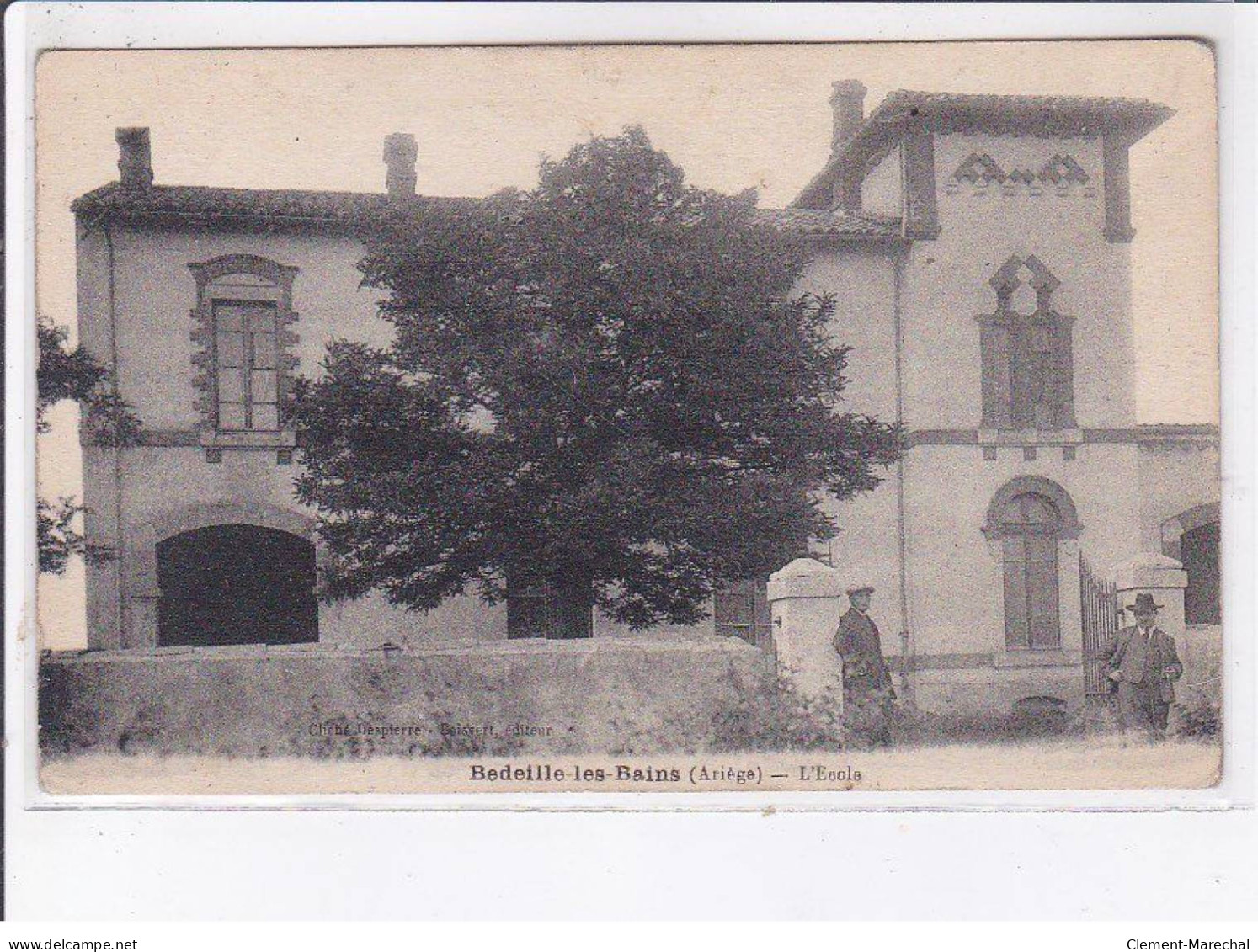 BEDEILLE-les-BAINS: L'école - Très Bon état - Autres & Non Classés