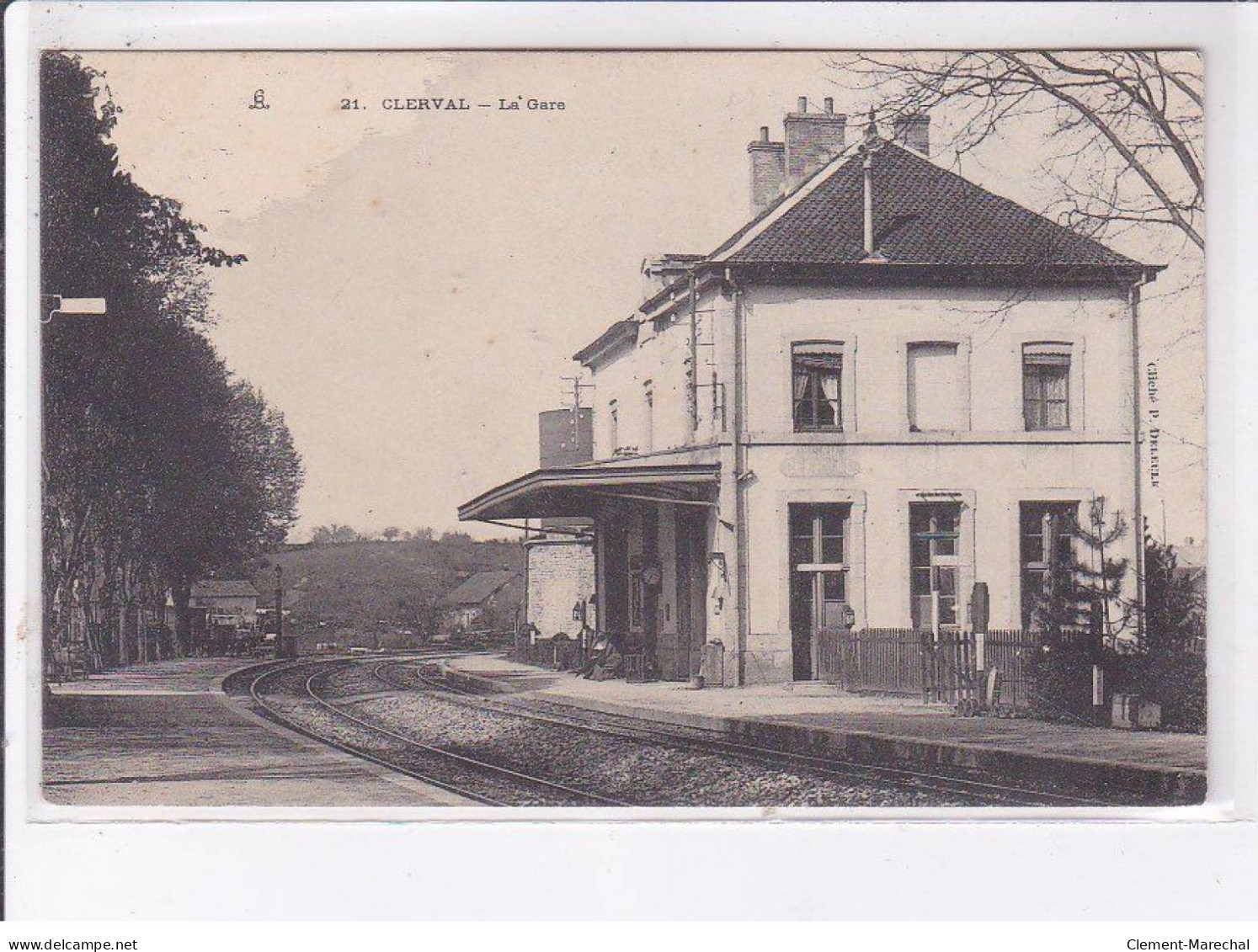 CLERVAL: La Gare - Très Bon état - Autres & Non Classés