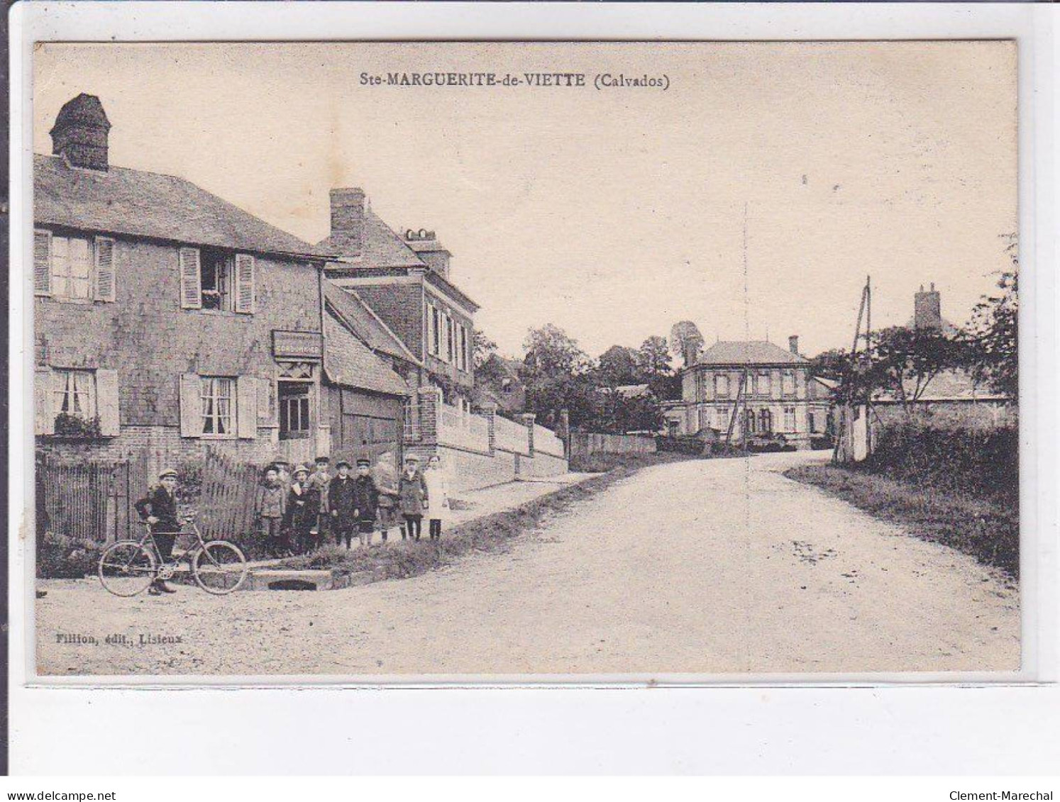 SAINTE-MARGUERITE-de-VIETTE: Scène De Village - Très Bon état - Other & Unclassified