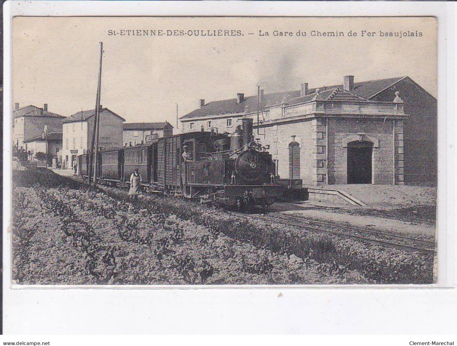SAINT-ETIENNE-des-OULLIERES: La Gare Du Chemin De Fer Beaujolais - Très Bon état - Other & Unclassified