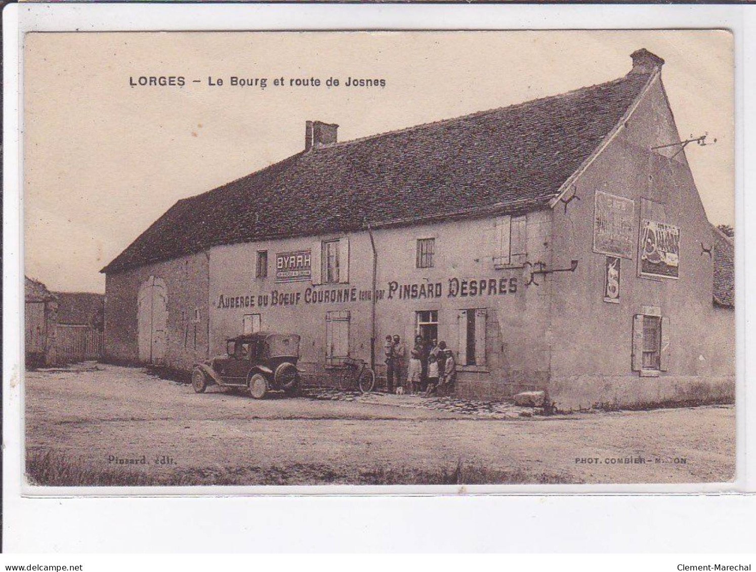 LORGES: Le Bourg Et Route De Josnes, Auberge Du Boeuf Couronne Pinsard Despres - état - Autres & Non Classés