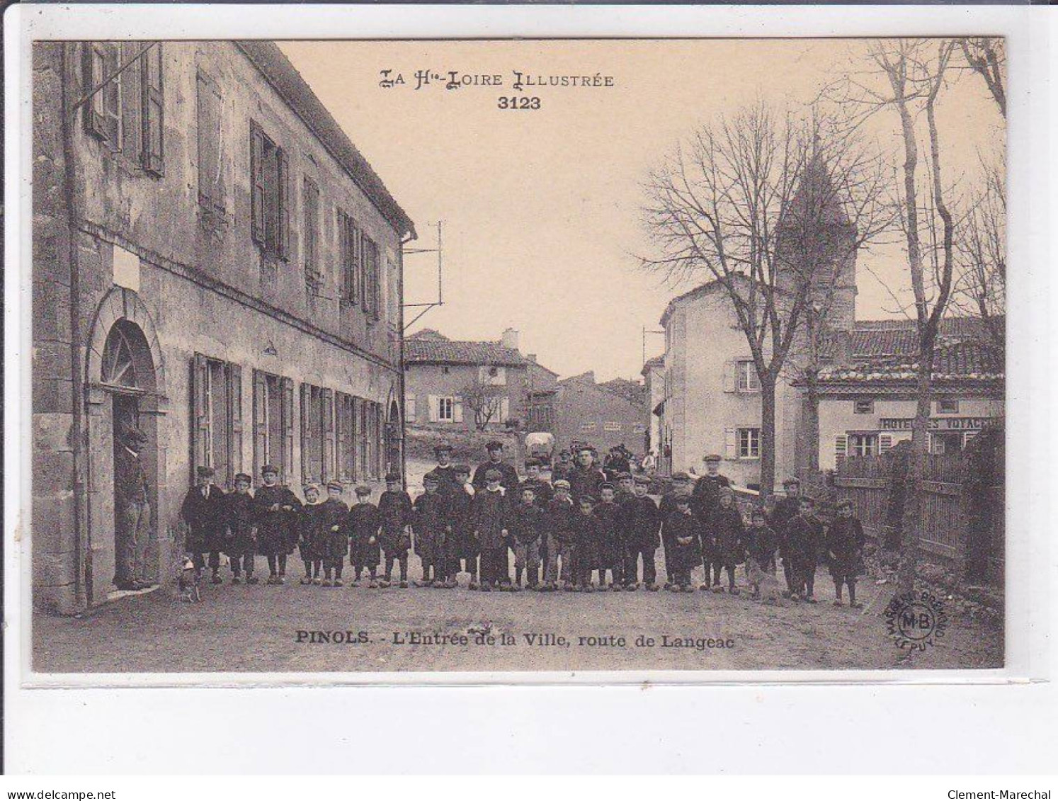 PINOLS: L'entrée De La Ville, Route De Langeac - Très Bon état - Autres & Non Classés