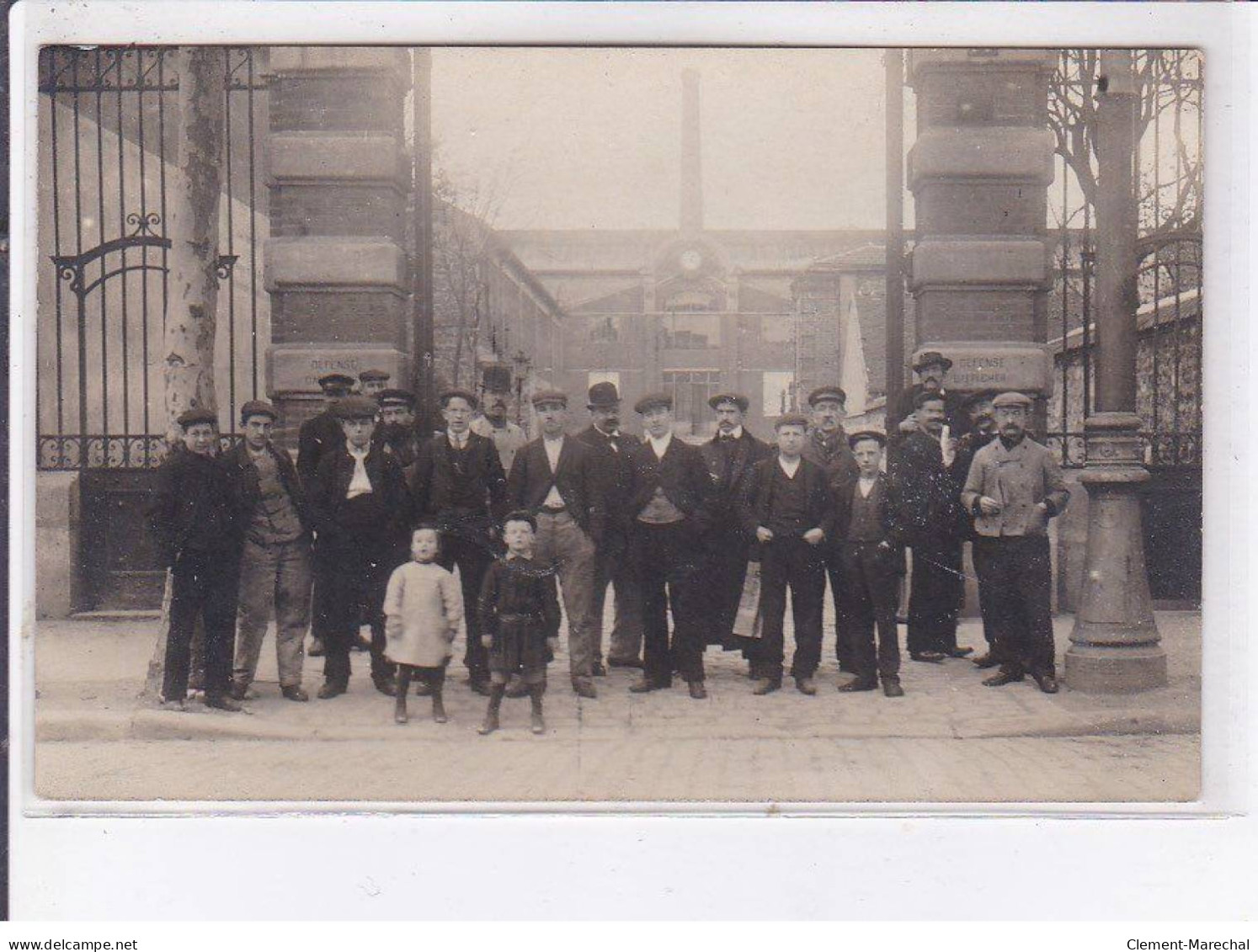 ISSY-les-MOULINEAUX: "le Petit Moniteur" 14 Rue Ernest Renan, Imprimerie - Très Bon état - Issy Les Moulineaux