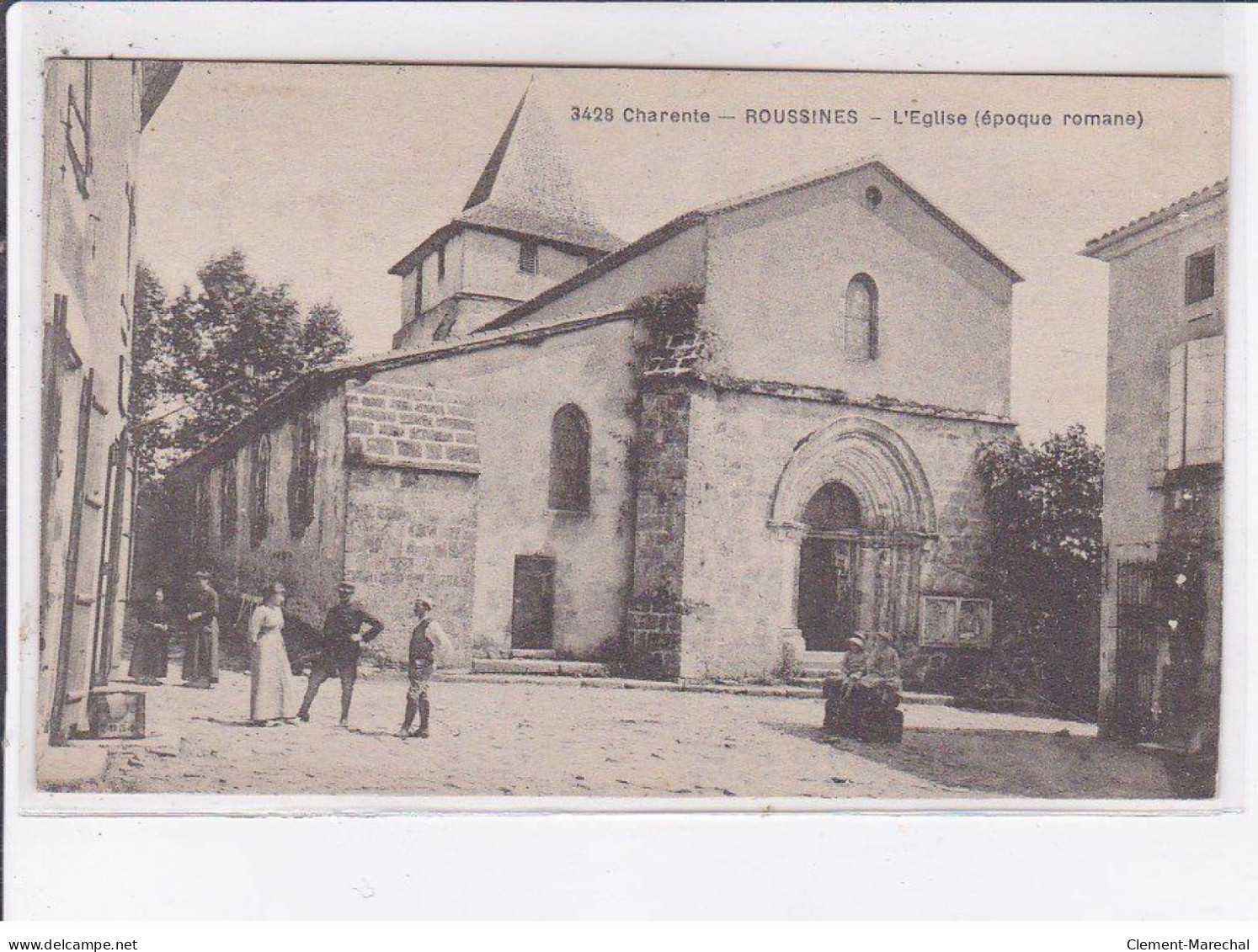 ROUSSINES: L'église époque Romane - Très Bon état - Otros & Sin Clasificación