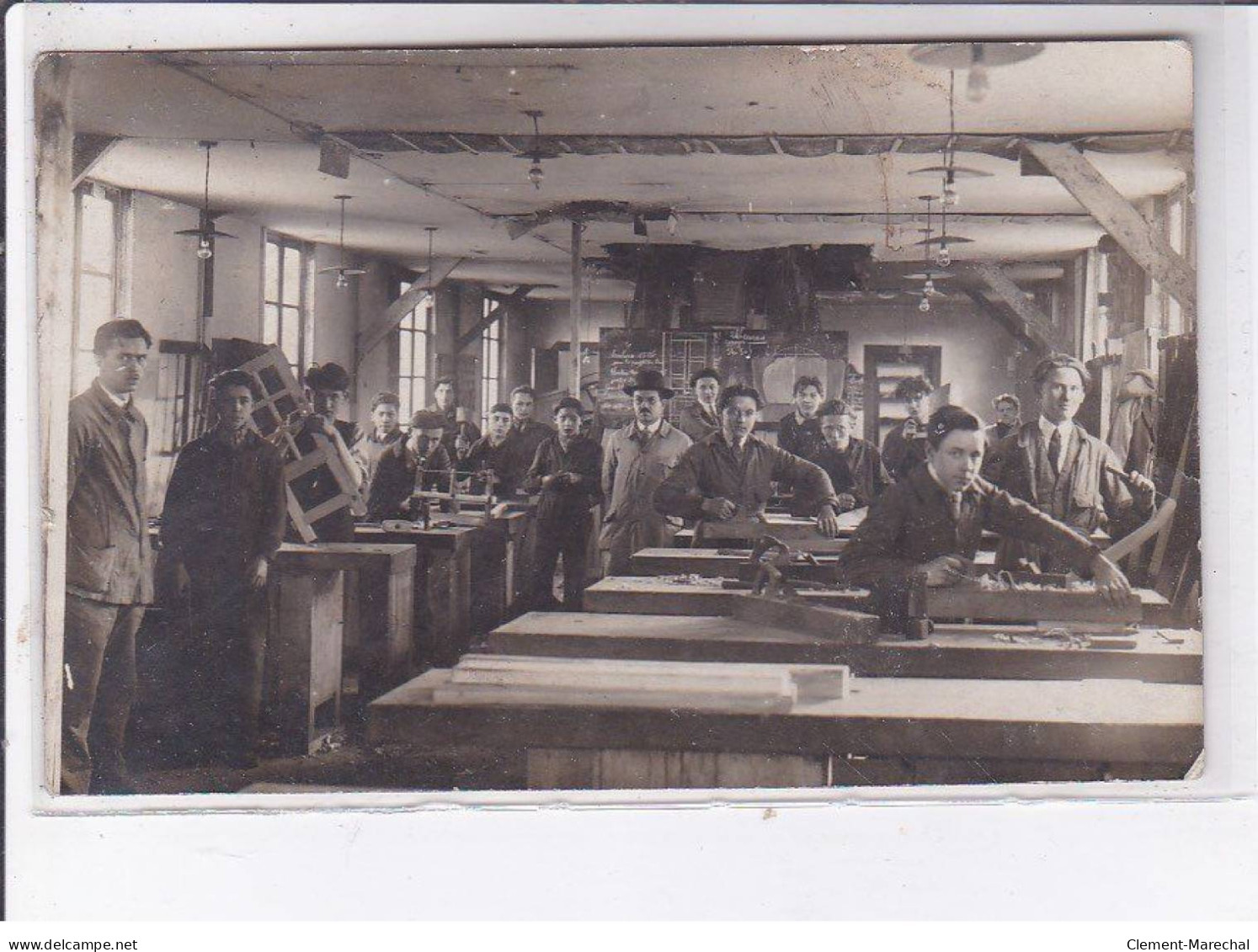 THEME: Bois, école De Menuiserie - Très Bon état - Industry