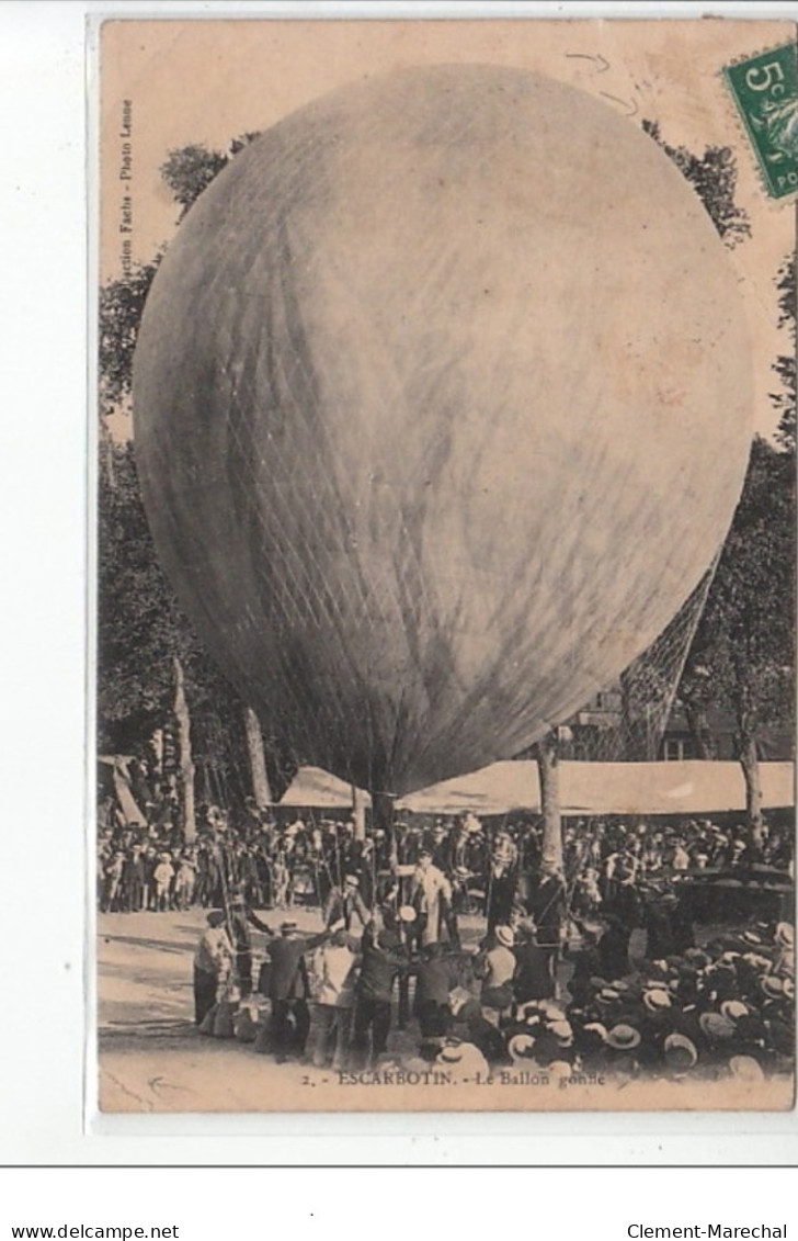 FRIVILLE - ESCARBOTIN : Le Ballon Gonflé - (ballon Rond) état (plis) - Friville Escarbotin