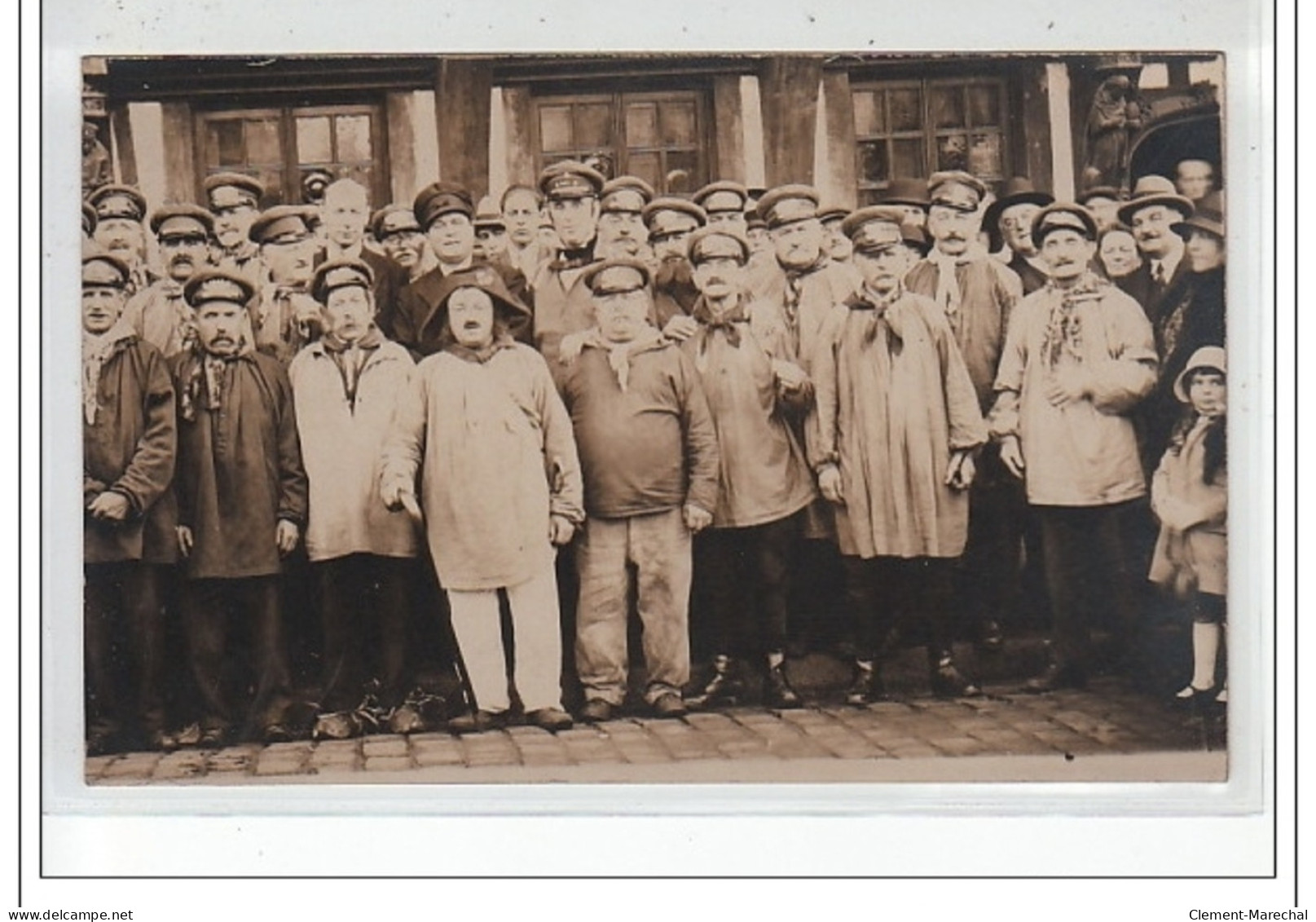 ROUEN - CARTE PHOTO - Fêtes Du Ventre (devant L'Hôtel De La Couronne , Place Du Vieux-marché) - Très Bon état - Rouen