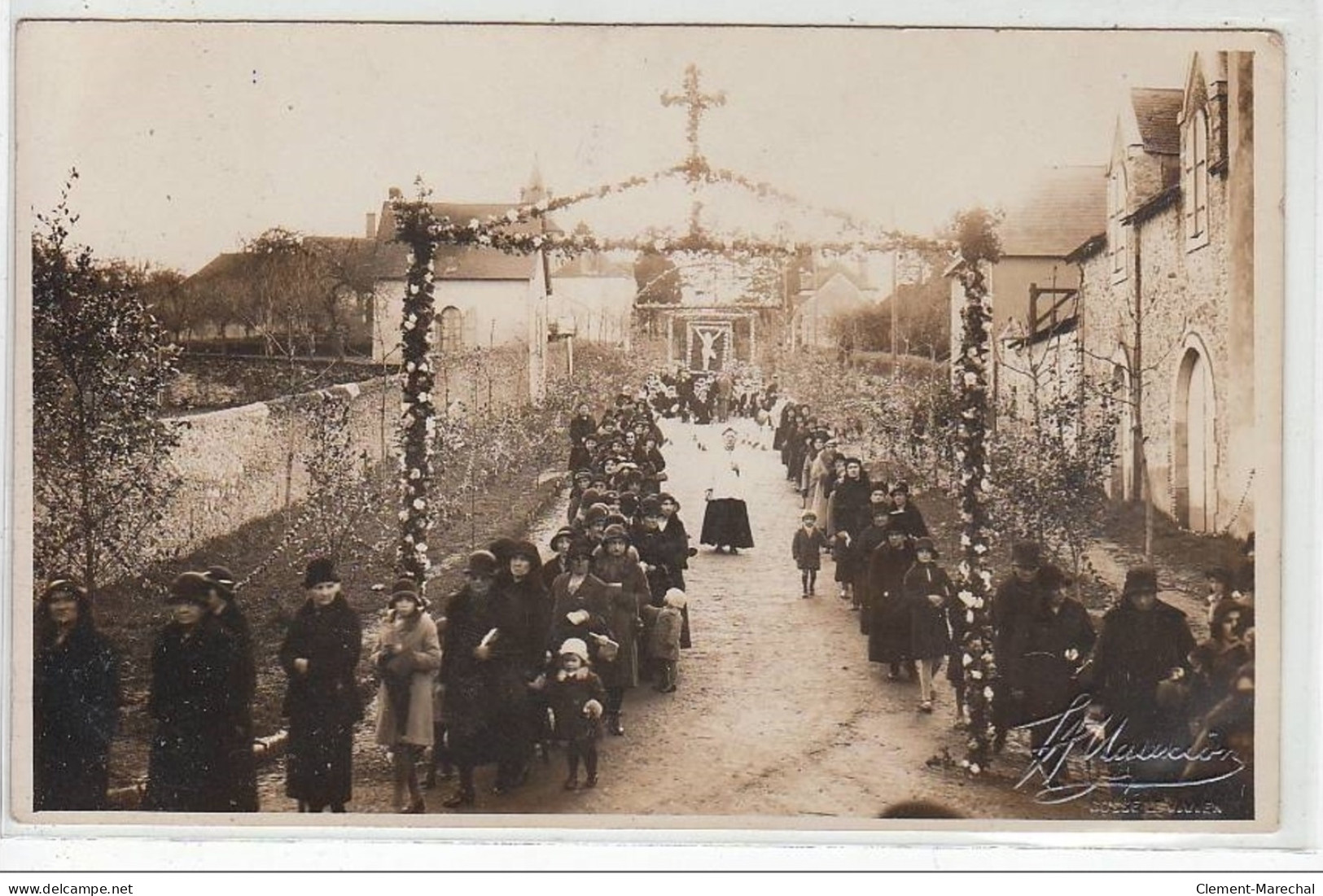 COSSE LE VIVIEN : Carte Photo Vers 1920 - Très Bon état - Sonstige & Ohne Zuordnung