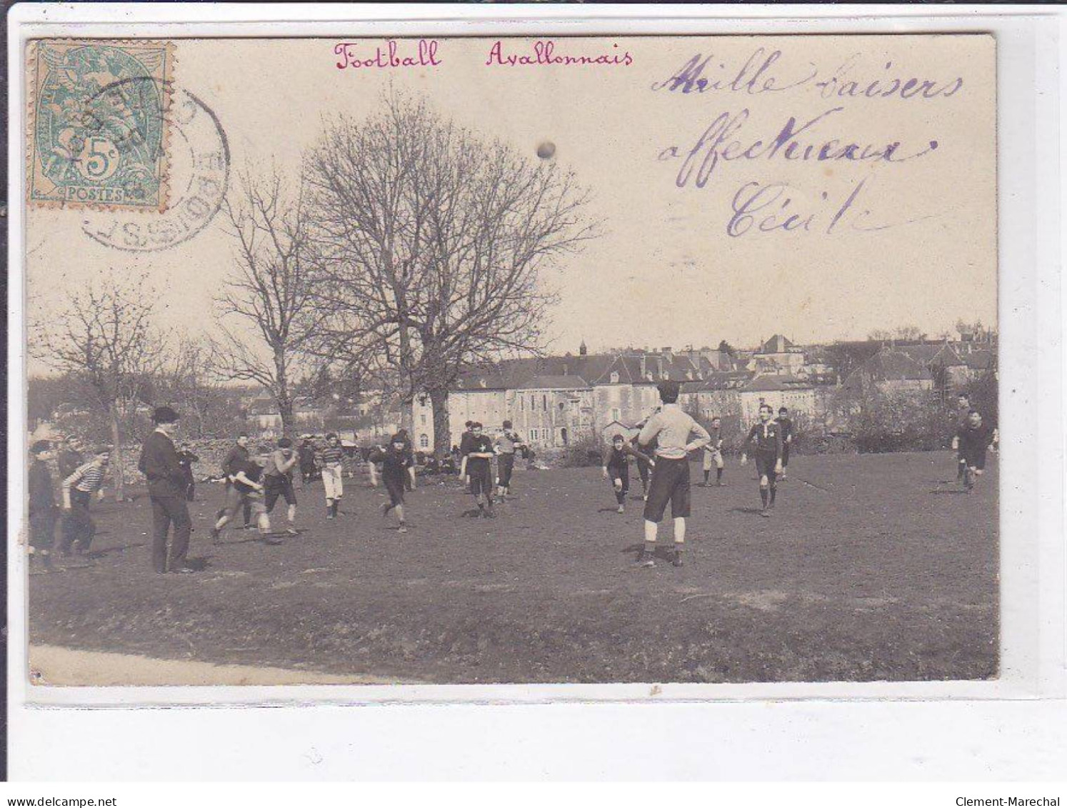 AVALLON: Football, Rugby, Sports - Très Bon état - Avallon