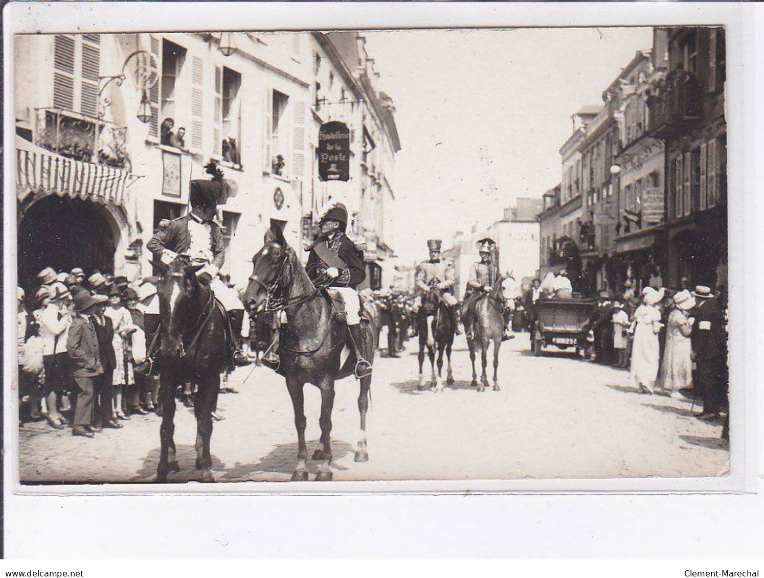 AVALLON: Fête Historique - Très Bon état - Avallon