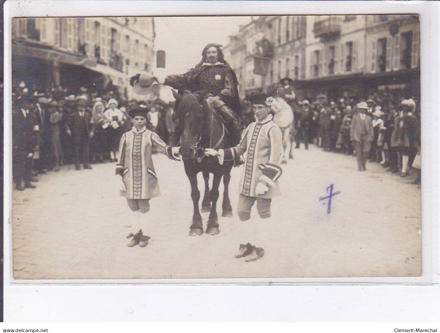 AVALLON: Fête Historique - Très Bon état - Avallon