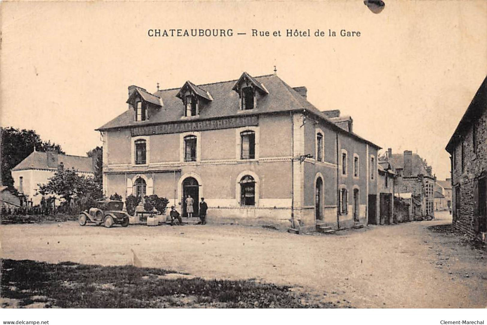 CHATEAUBOURG - Rue Et Hôtel De La Gare - Très Bon état - Other & Unclassified