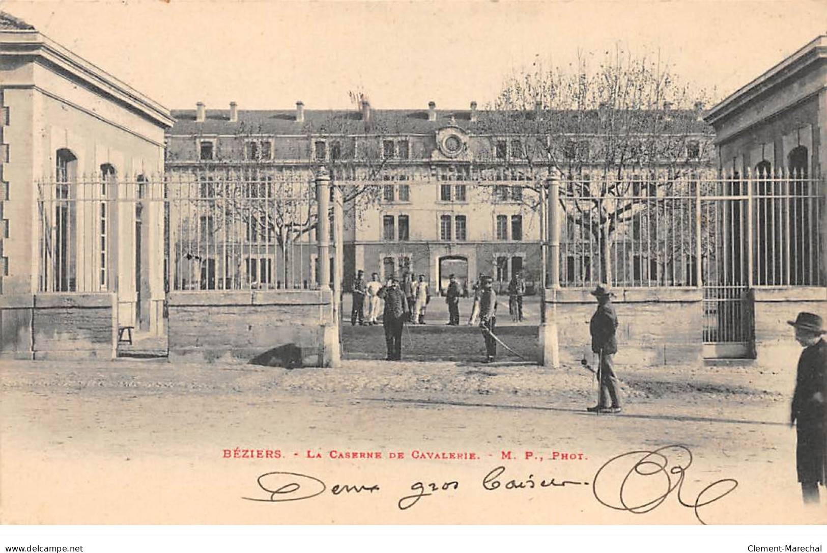 BEZIERS - La Caserne De Cavalerie - Très Bon état - Beziers