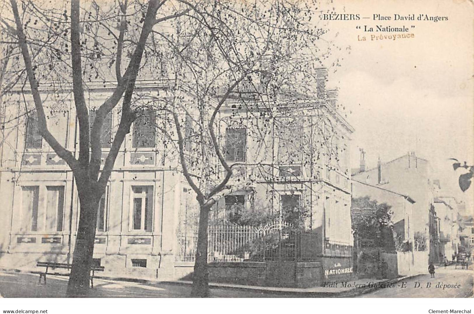 BEZIERS - Place David D'Angers - La Nationale - état - Beziers