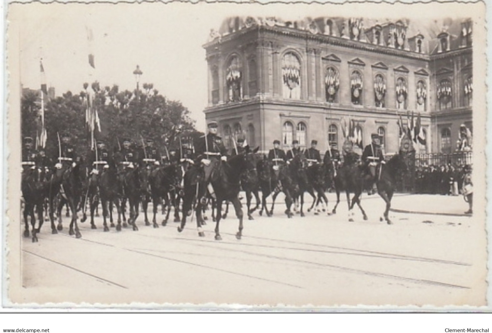 LE HAVRE : Défilé Militaire ( Lot De 8 Cartes Postales) - Très Bon état - Other & Unclassified