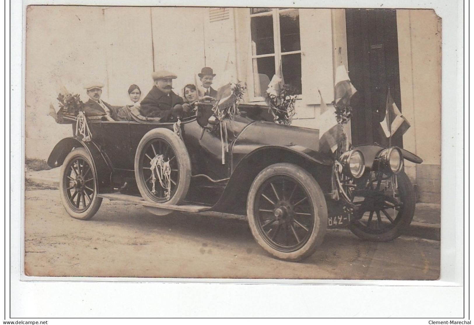 CONNERRE : Carte Photo Automobile - état (un Coin Manquant Et Traces Au Dos) - Connerre