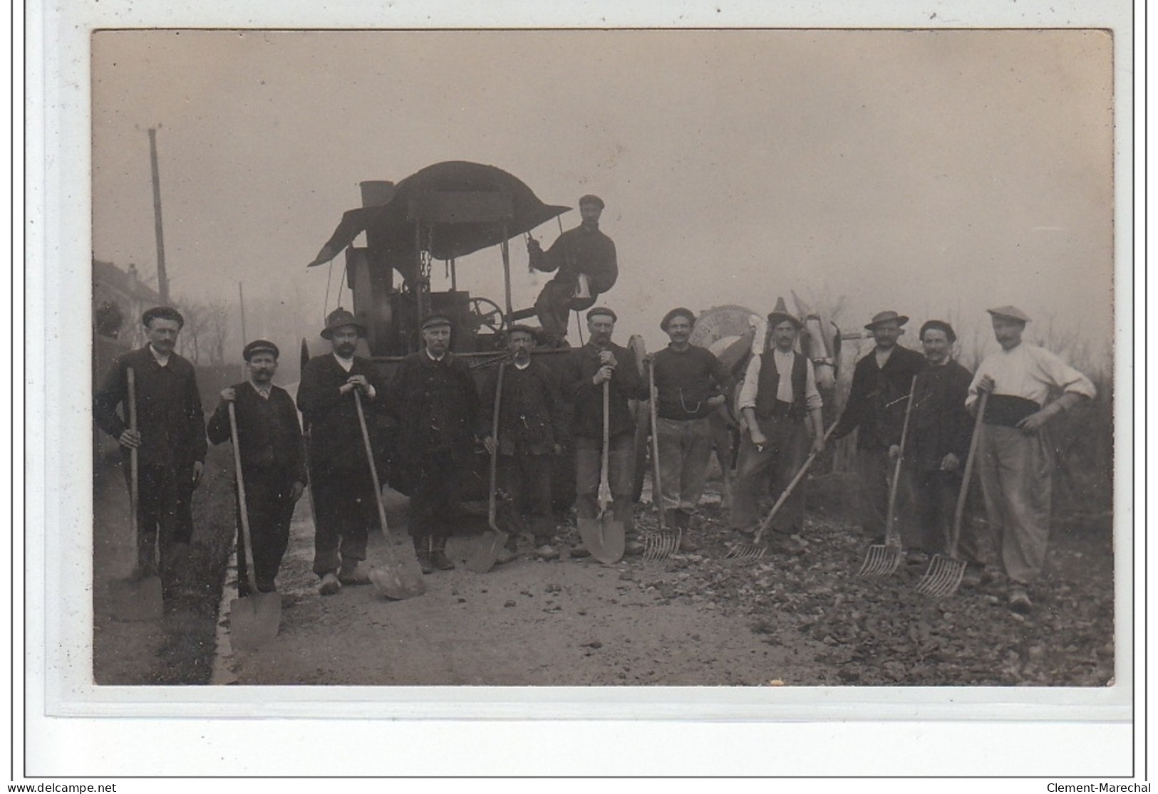 Carte Photo A Localiser : Rouleau Compresseur Et Terrassiers - Très Bon état - A Identifier