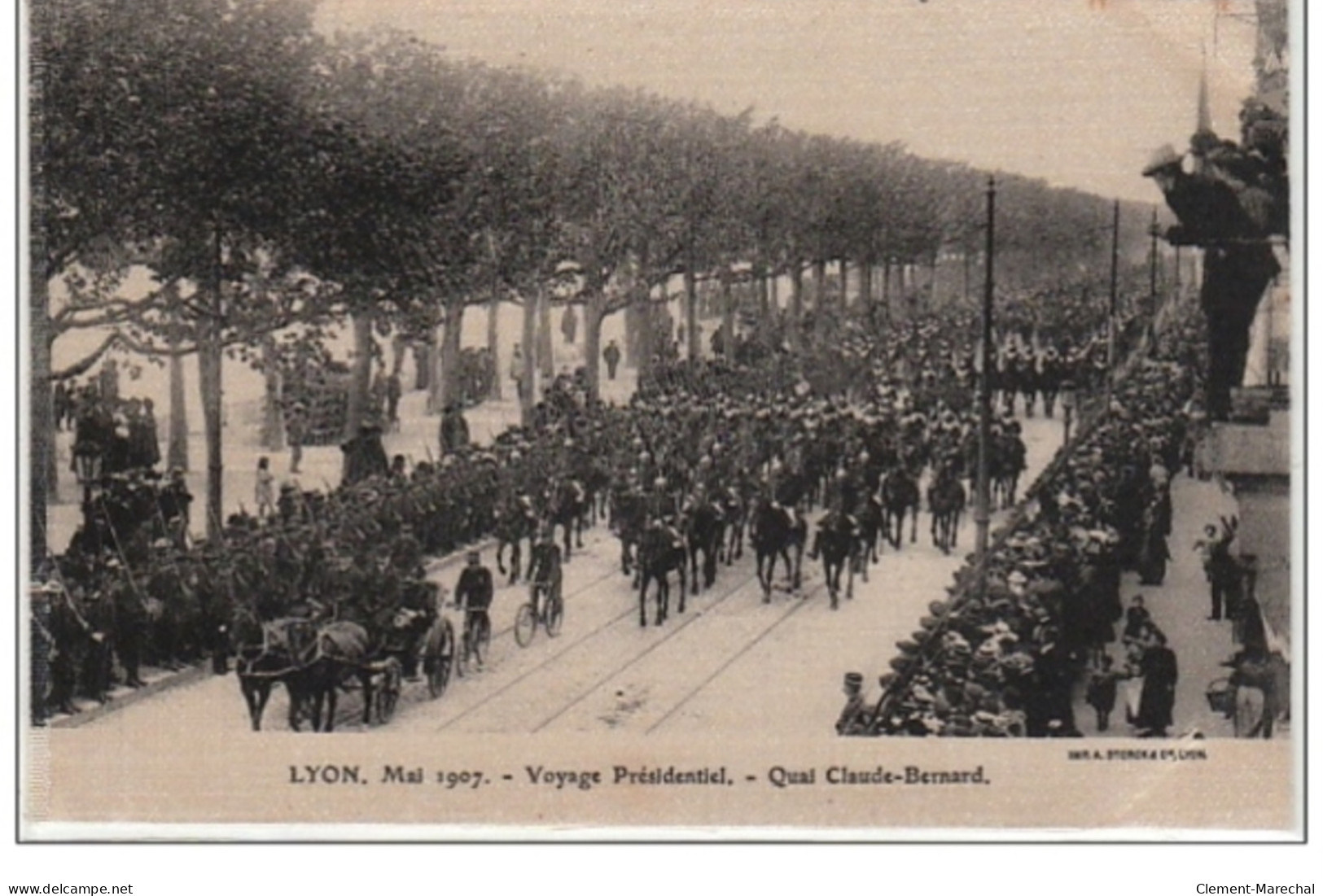 LYON : mai 1907 - voyage présidentiel (Lot de 18 cartes postales anciennes sur soie) - très bon état