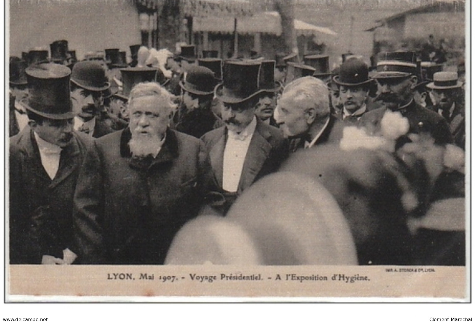 LYON : mai 1907 - voyage présidentiel (Lot de 18 cartes postales anciennes sur soie) - très bon état